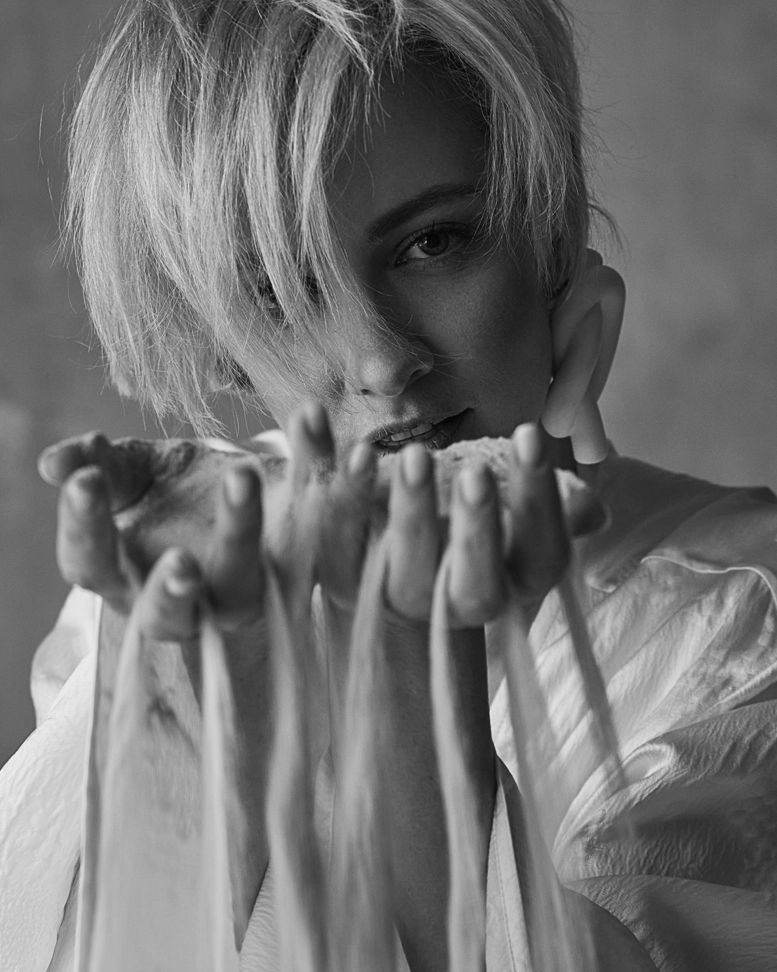 ПОЛИНА МАКСИМОВА «Свет и тень». Оксана Кузь|фотограф и продюсер