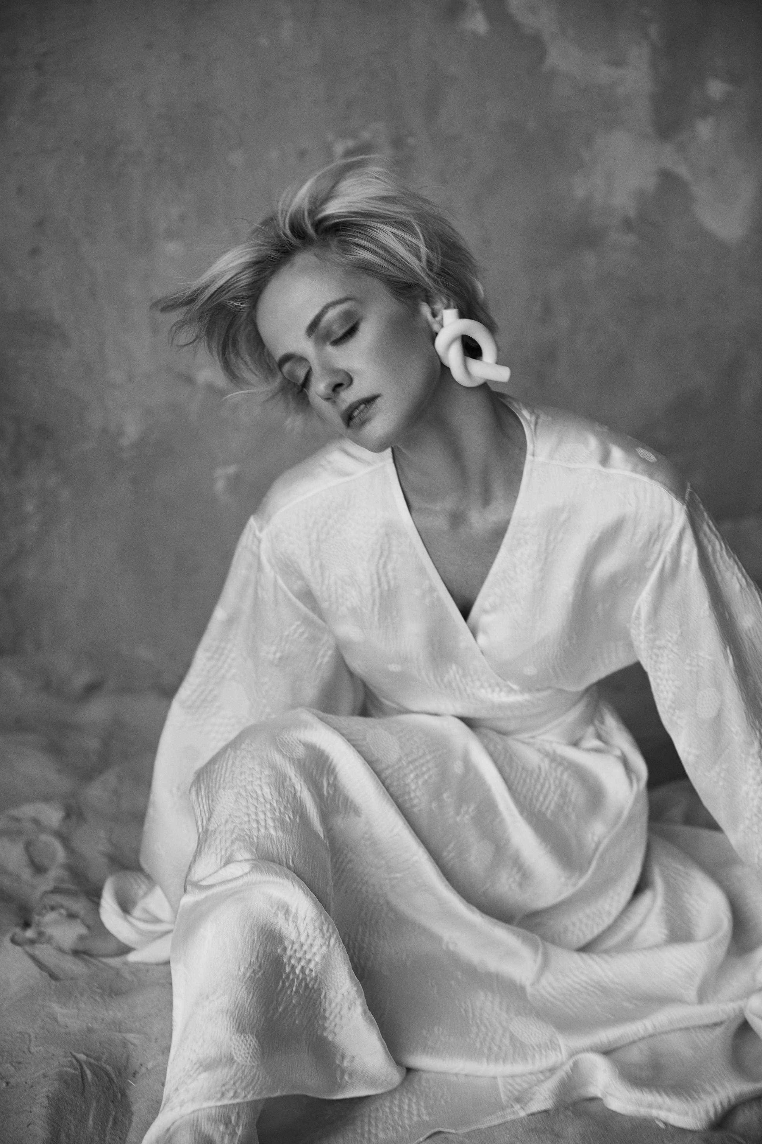 ПОЛИНА МАКСИМОВА «Свет и тень». Оксана Кузь|фотограф и продюсер