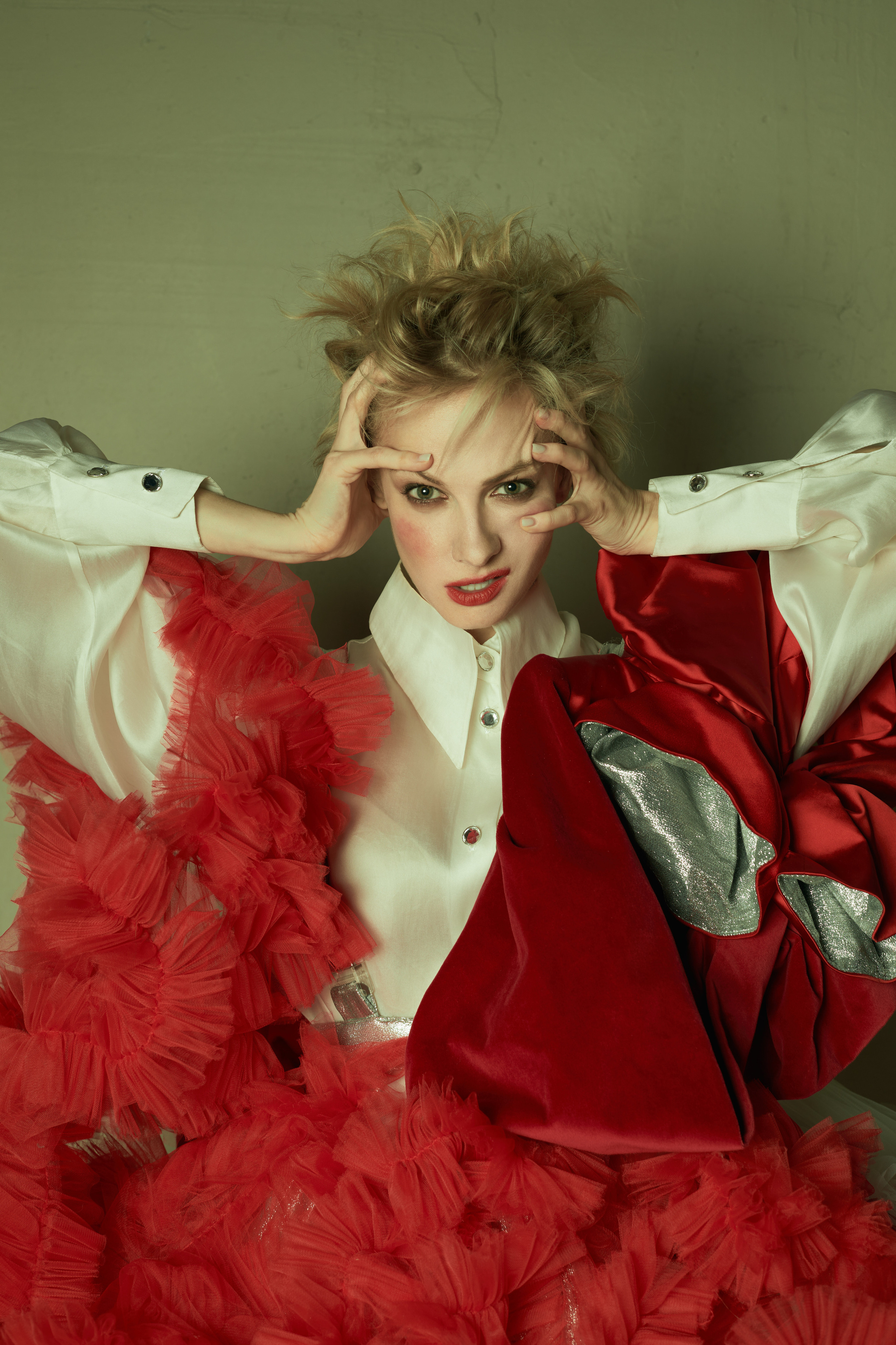 ПОЛИНА МАКСИМОВА «САМОИРОНИЯ». Оксана Кузь|фотограф и продюсер