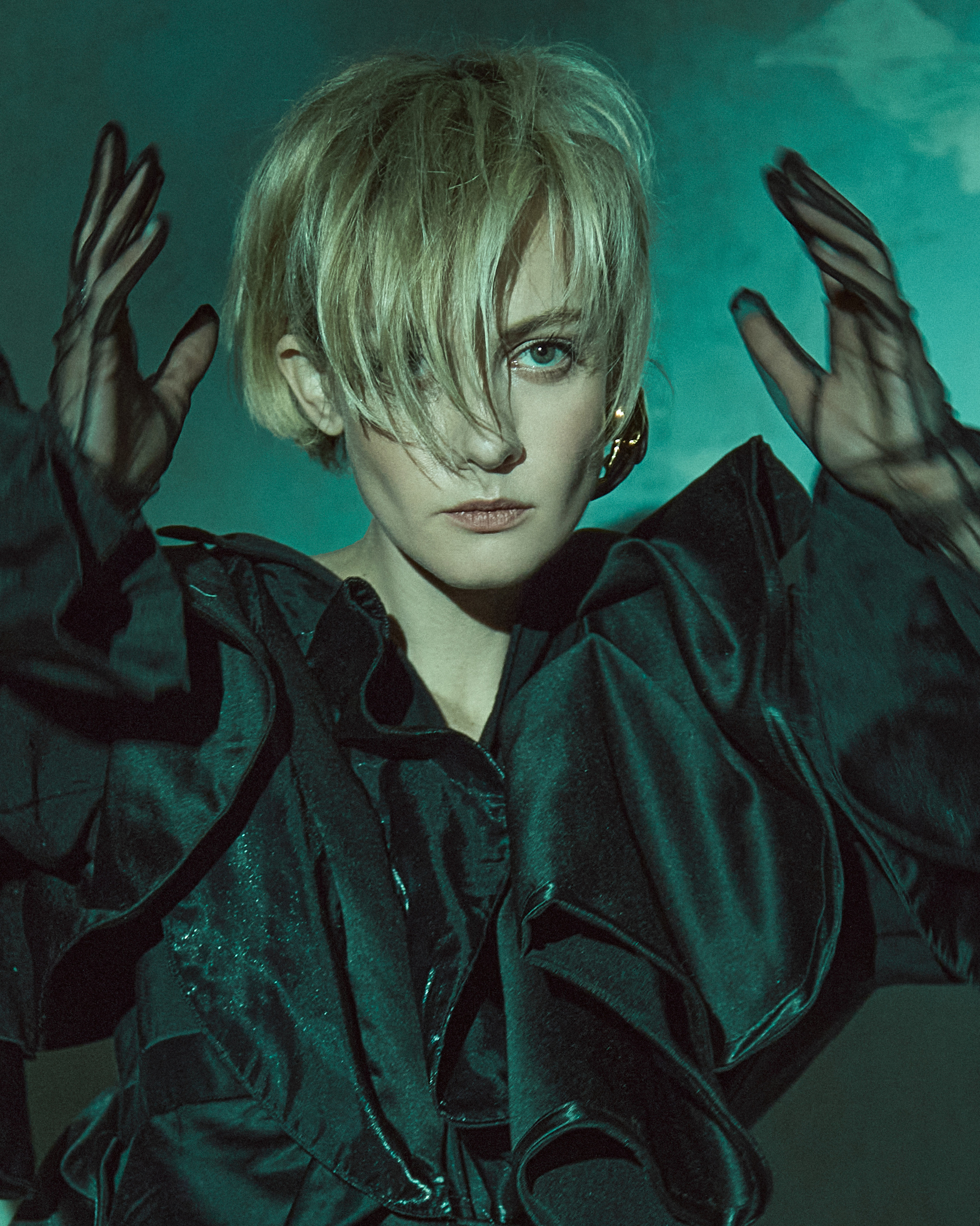 ПОЛИНА МАКСИМОВА «Свет и тень». Оксана Кузь|фотограф и продюсер