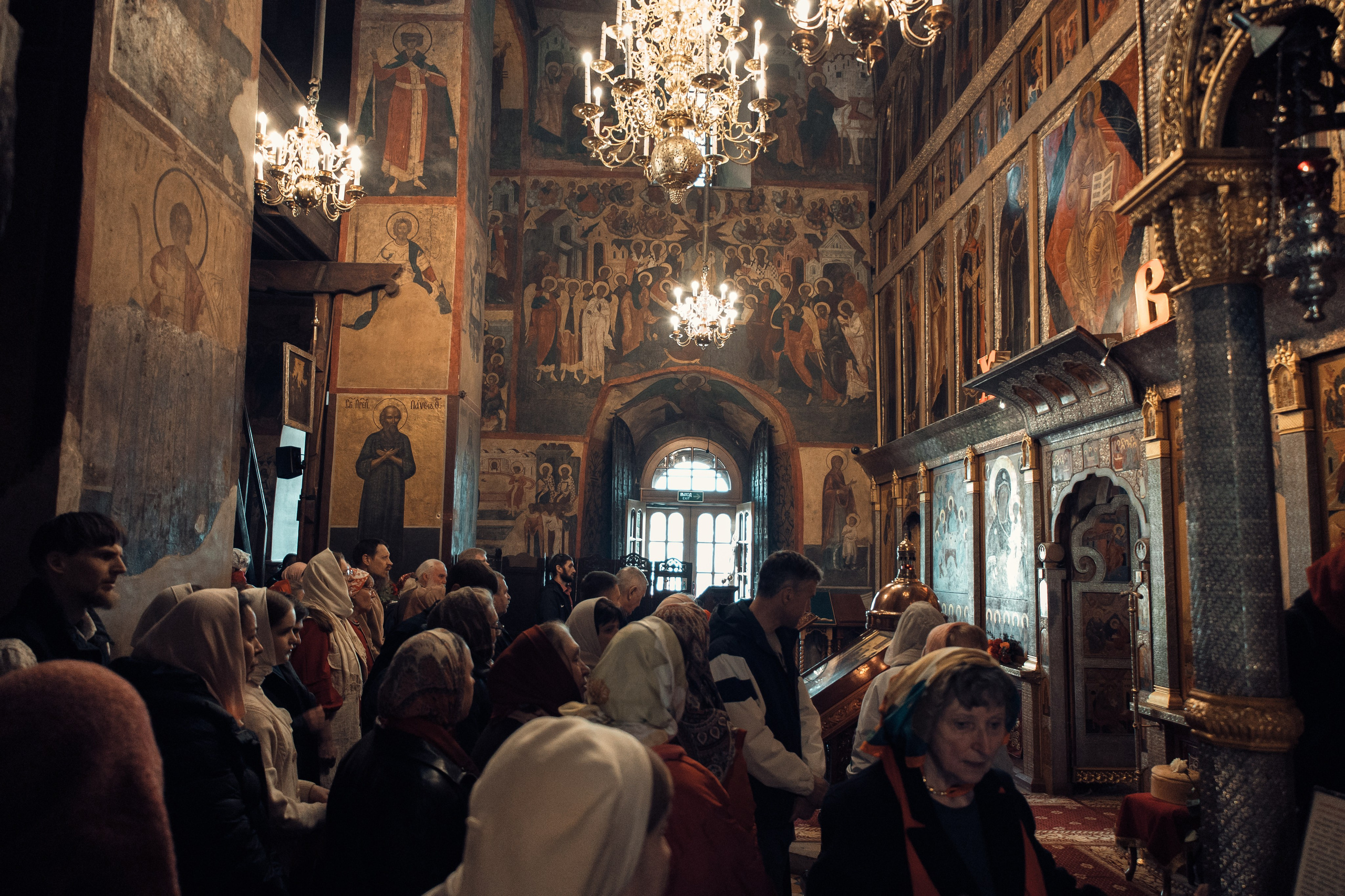 Светлая Седмица.Пасхальные часы.Божественная Литургия.Саввино-Сторожевский Монастырь. Артеменкова Анна Фотограф
