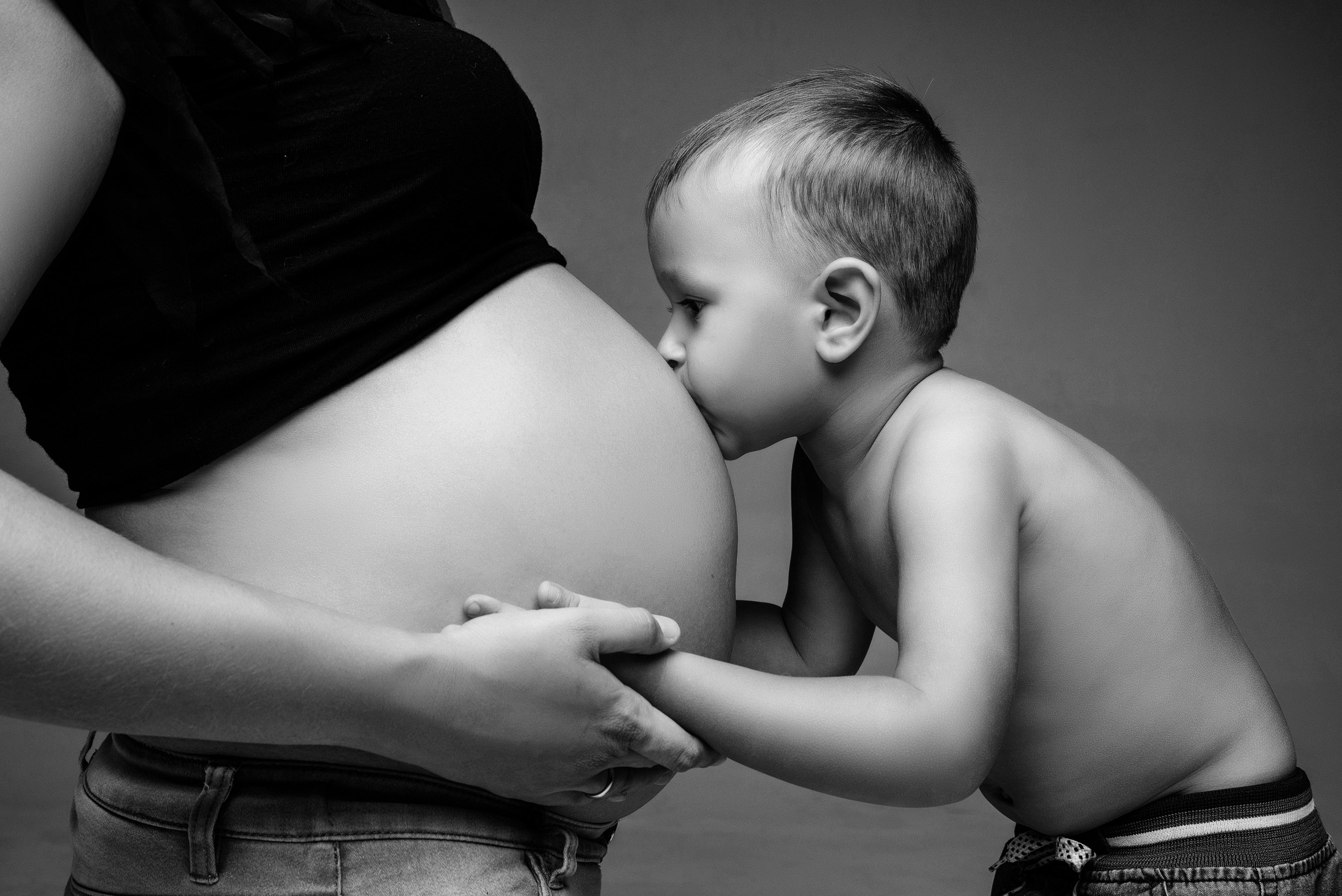 Семейная фотосессия с малышом в Новороссийске. Лана Абрамян-Фотограф новорожденных и беременных в Новороссийске Анапе