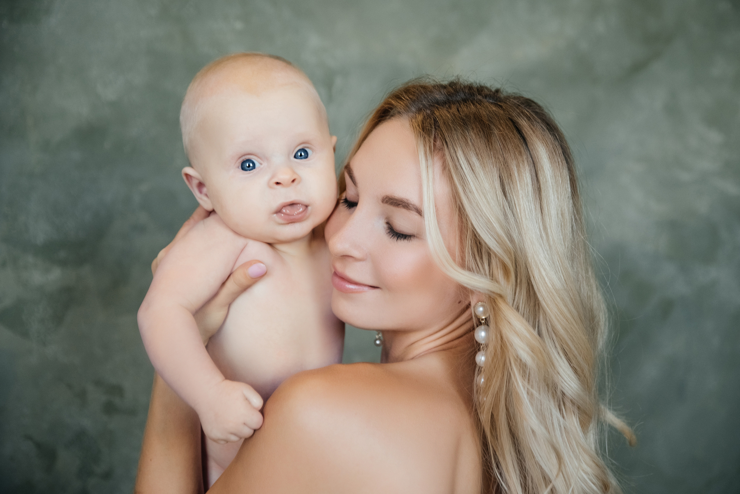 Семейная фотосессия с малышом в Новороссийске. Лана Абрамян-Фотограф новорожденных и беременных в Новороссийске Анапе