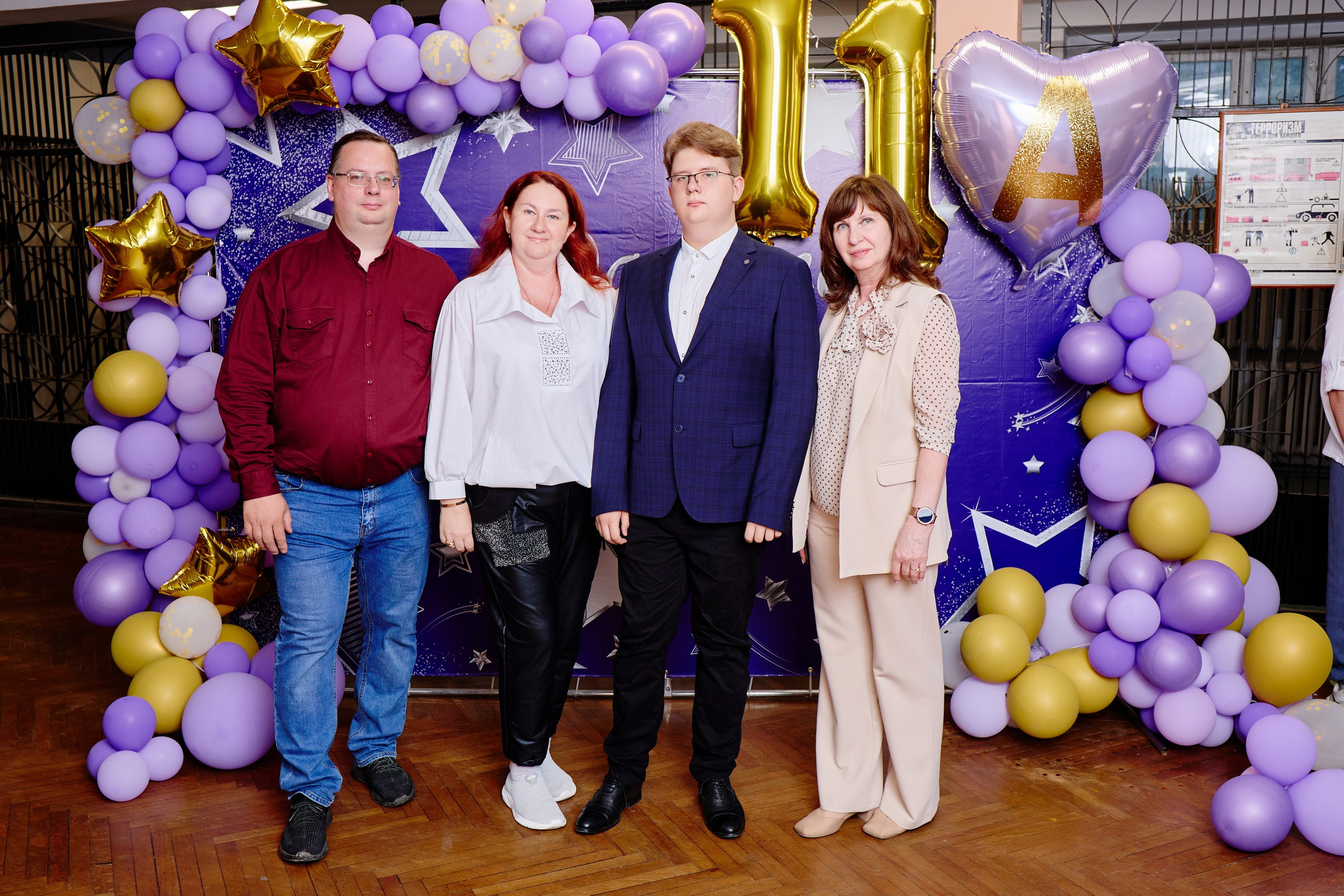 Выпускной 35 Сош. Фотограф Выпускные альбомы Таганрог Сергей Коробченко