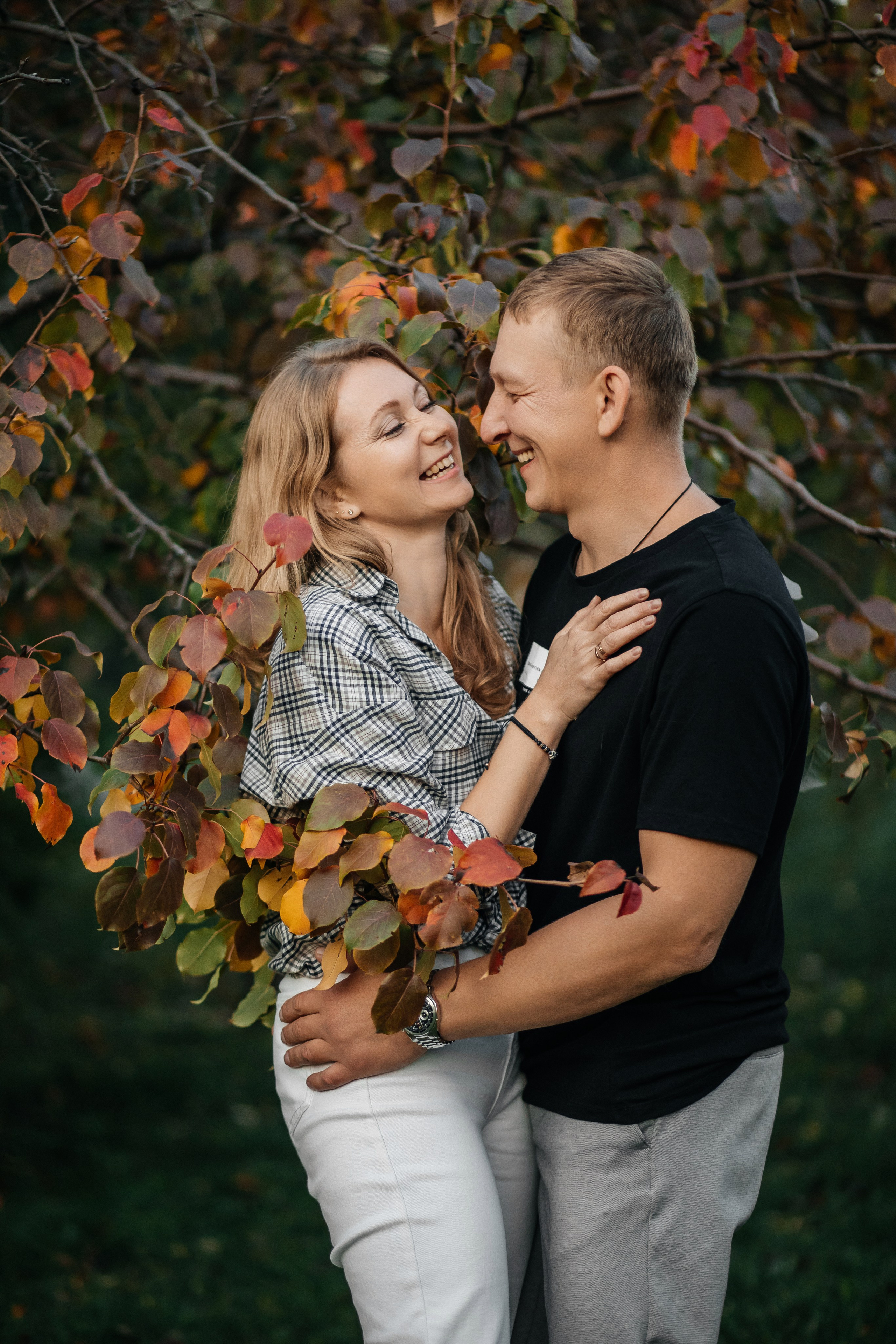 Семейная прогулочная фотосессия. Свадебный и семейный фотограф Ибрагимова Мария из Екатеринбурга