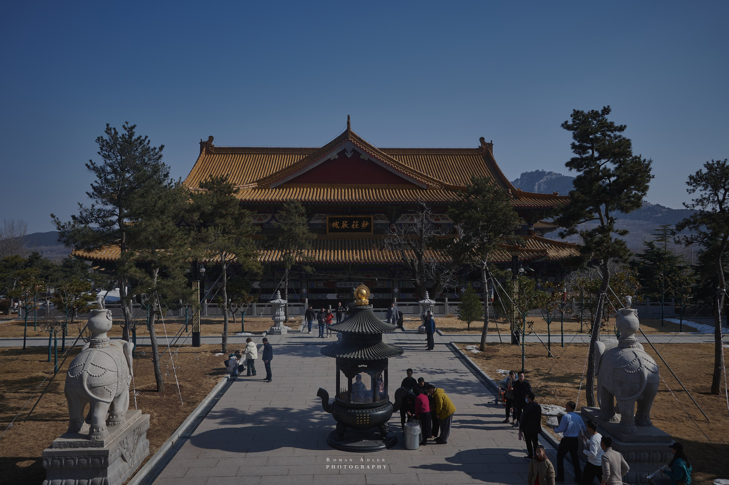 Храм Гуанфу (Процветания). Цинчжоу. Фотограф Роман Адлер