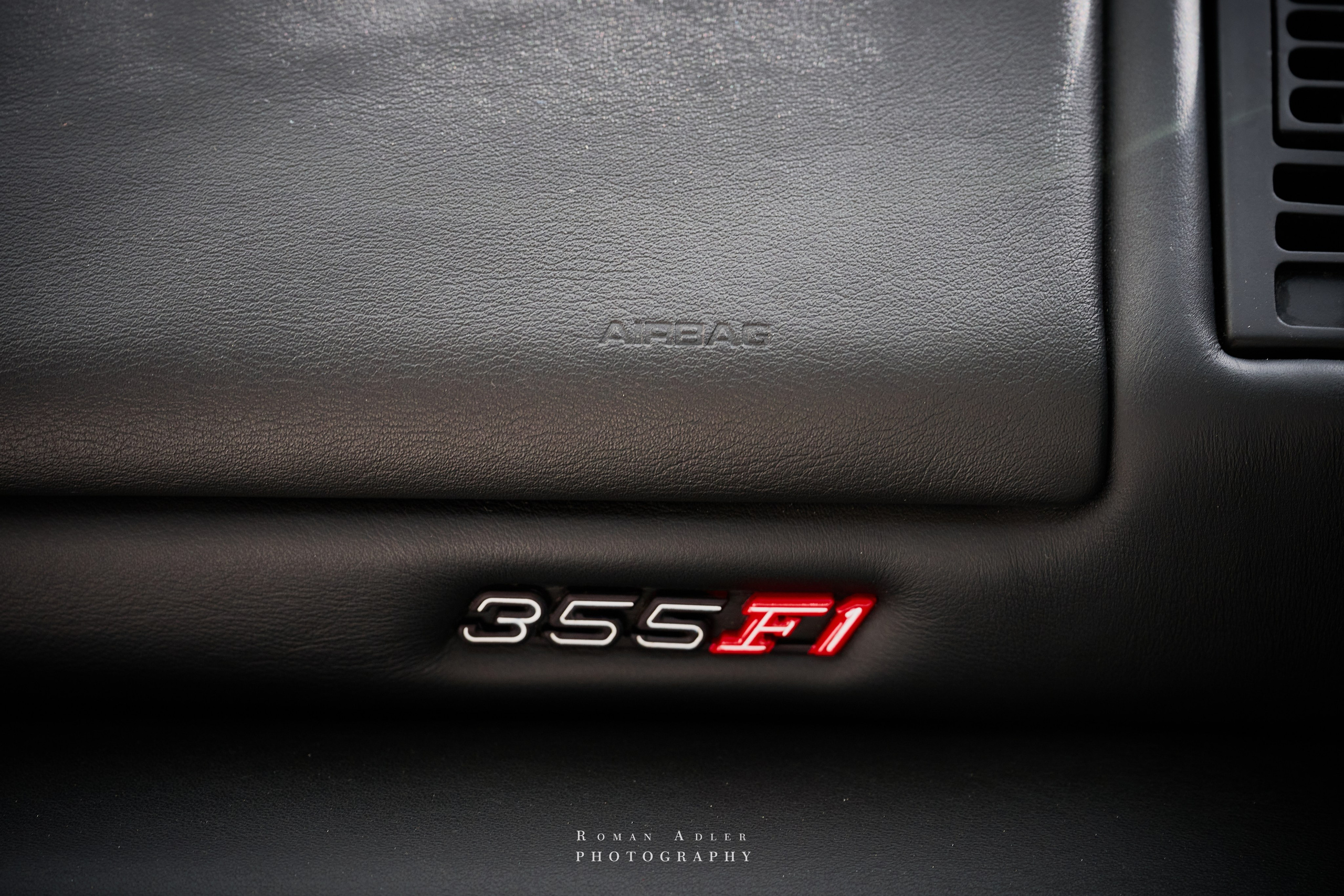 Ferrari 355 GTS. Фотограф Роман Адлер