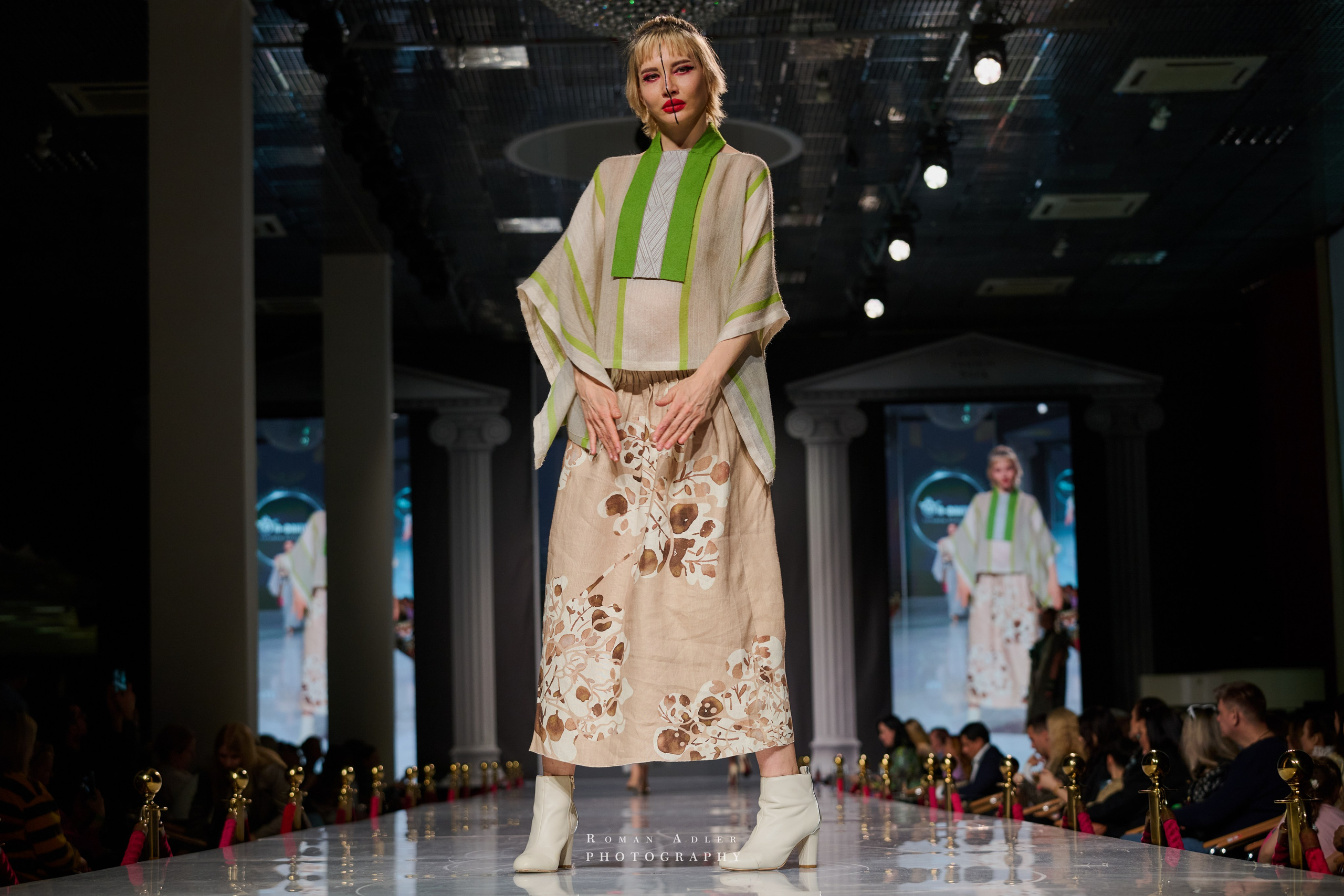 ESTET FASHION WEEK ВЕСНА — 2025. Фотограф Роман Адлер