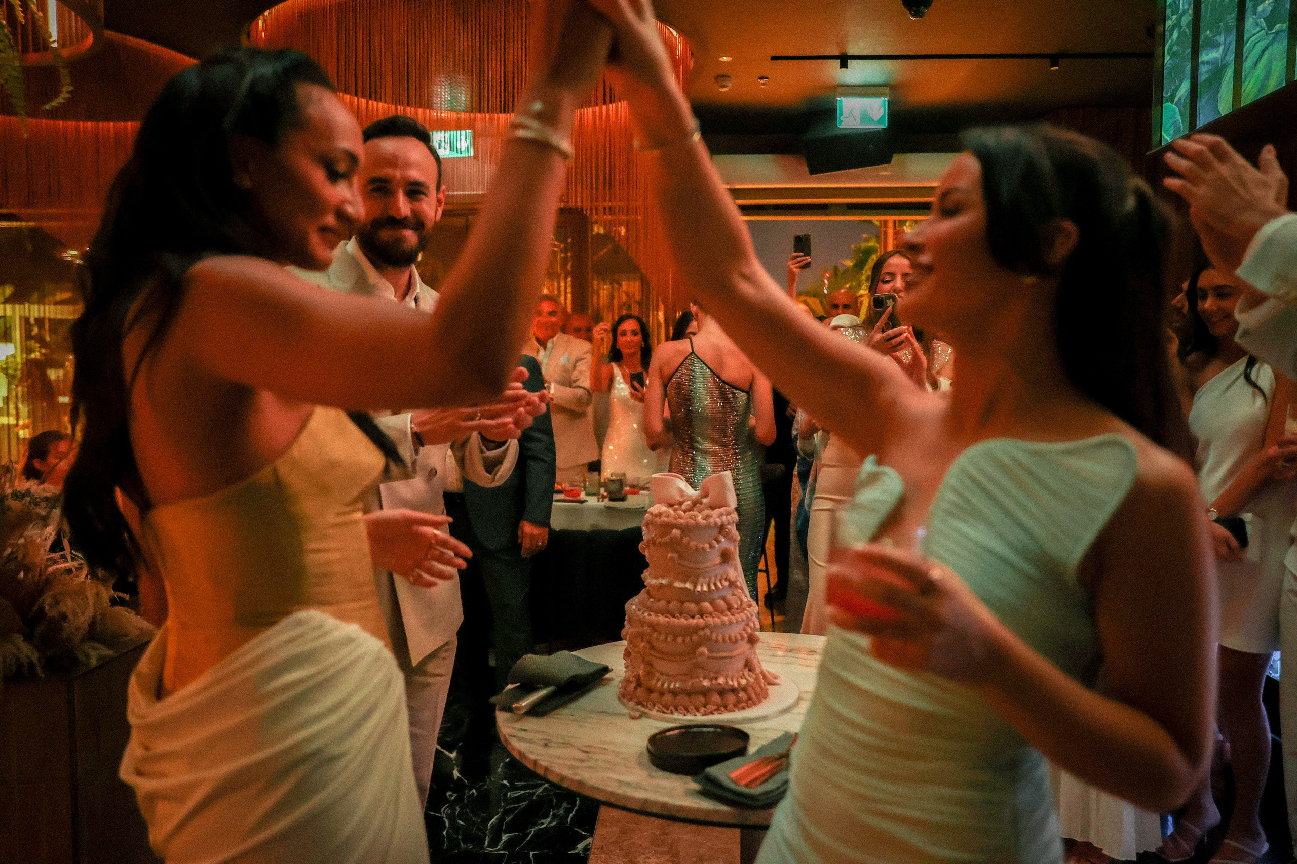 Wedding in Dubai. Photographer in Georgia UAE Russia Nekit Fox