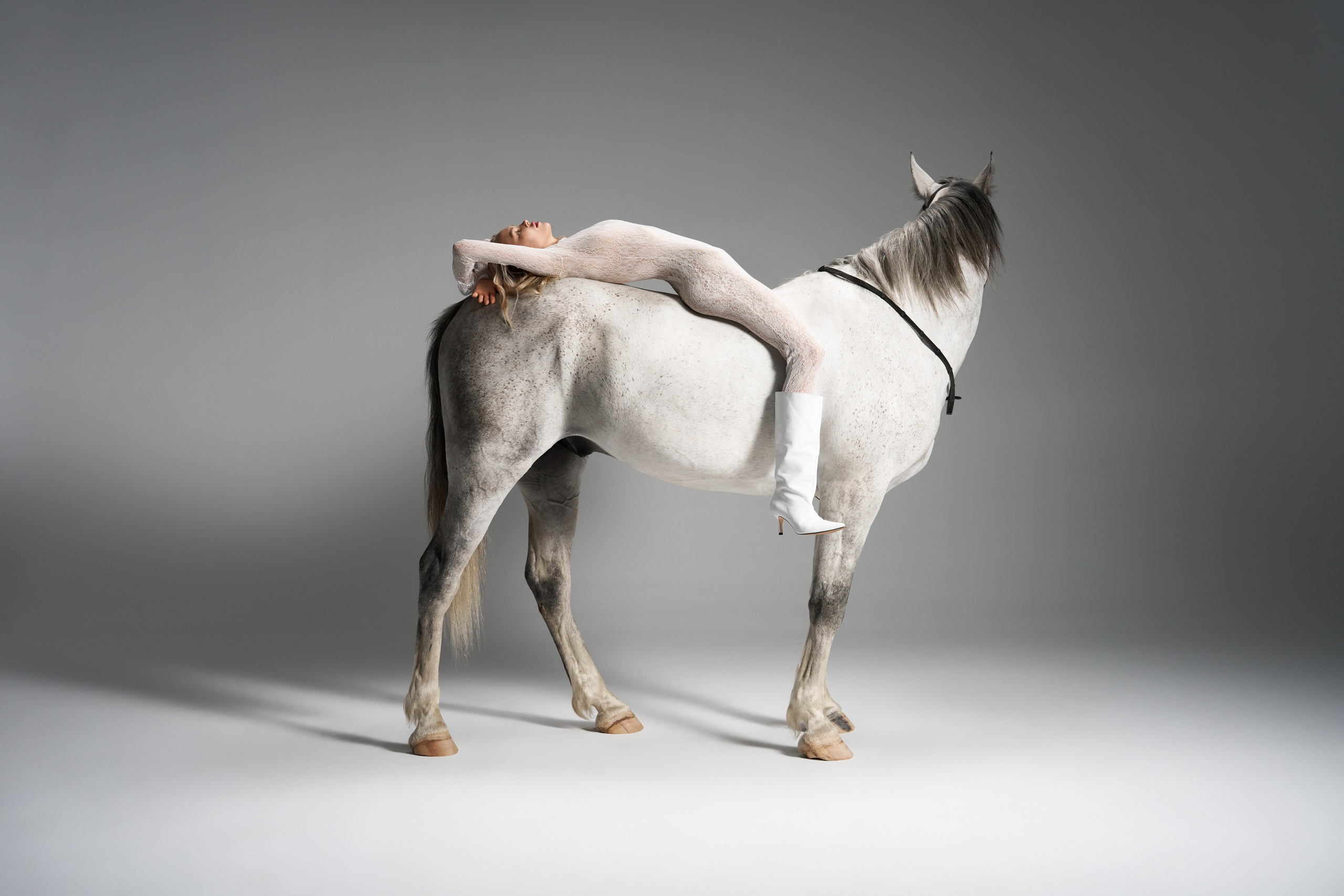 Walk of Shame. Ретушер для брендов одежды в Москве Струцкая Кристина