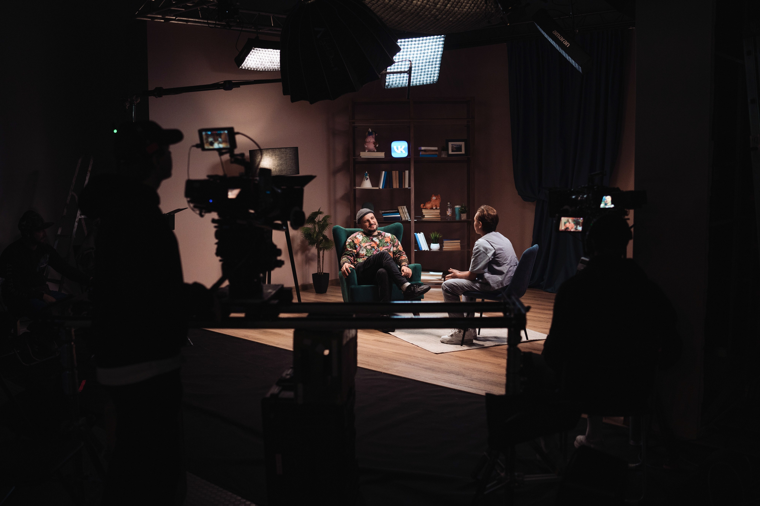 Шоу — Кто здесь папа?