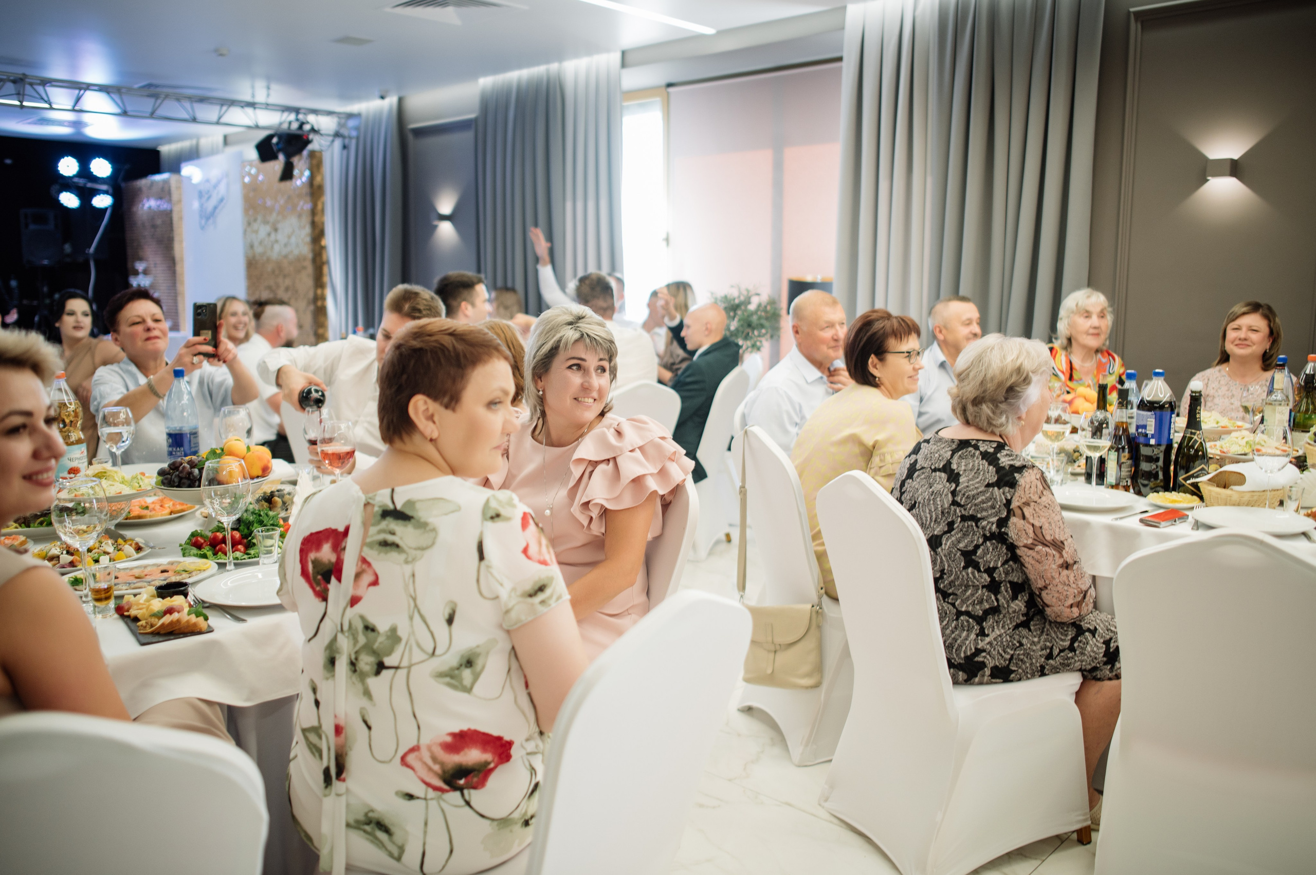 Свадебная фотосессия в Овстуге и Дятьково. Свадебный и репортажный фотограф видеограф Брянск/Москва