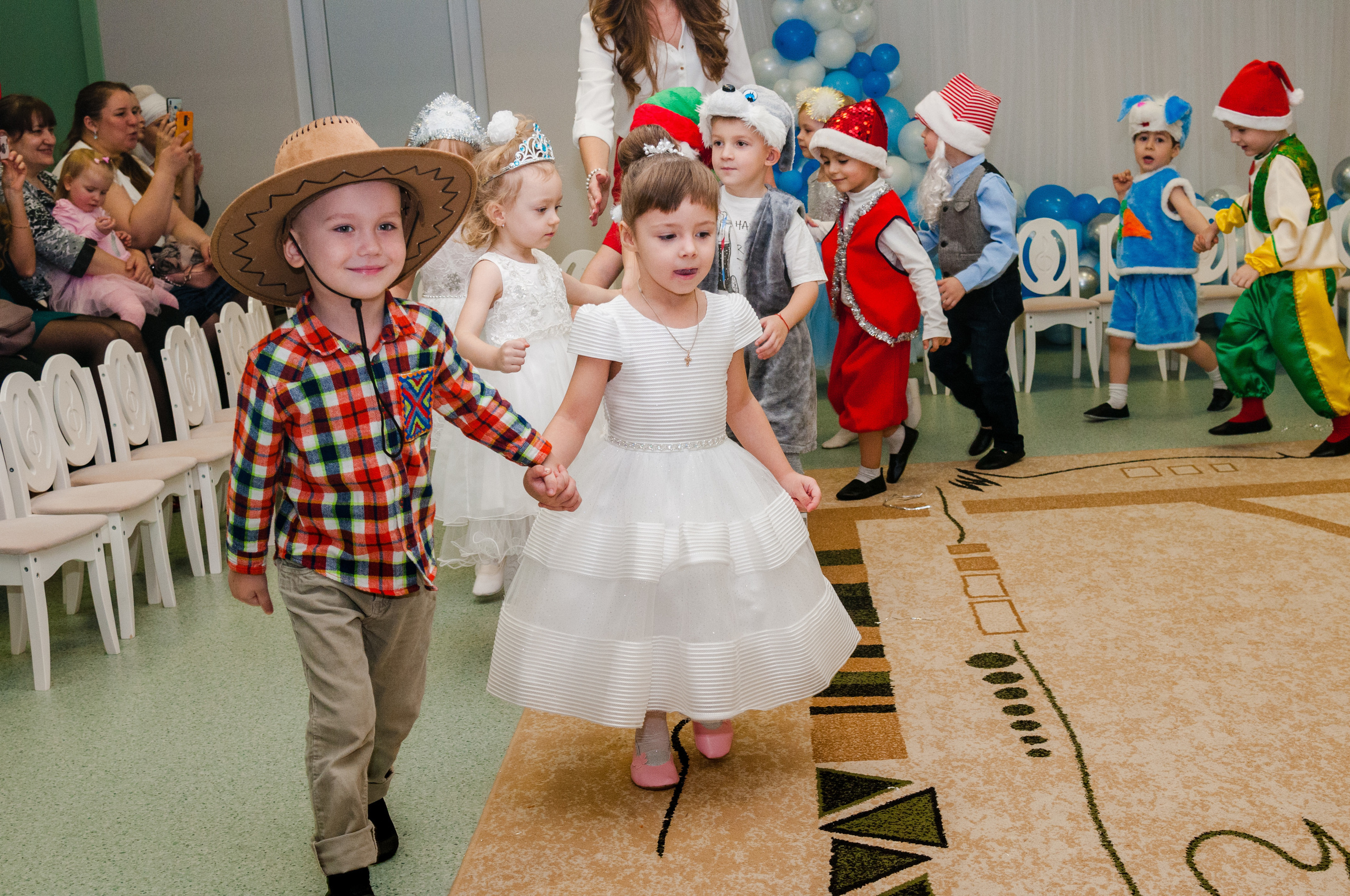 Новогодний утренник. Семейный, портретный, репортажный фотограф lifestyle в Москве и Кирове