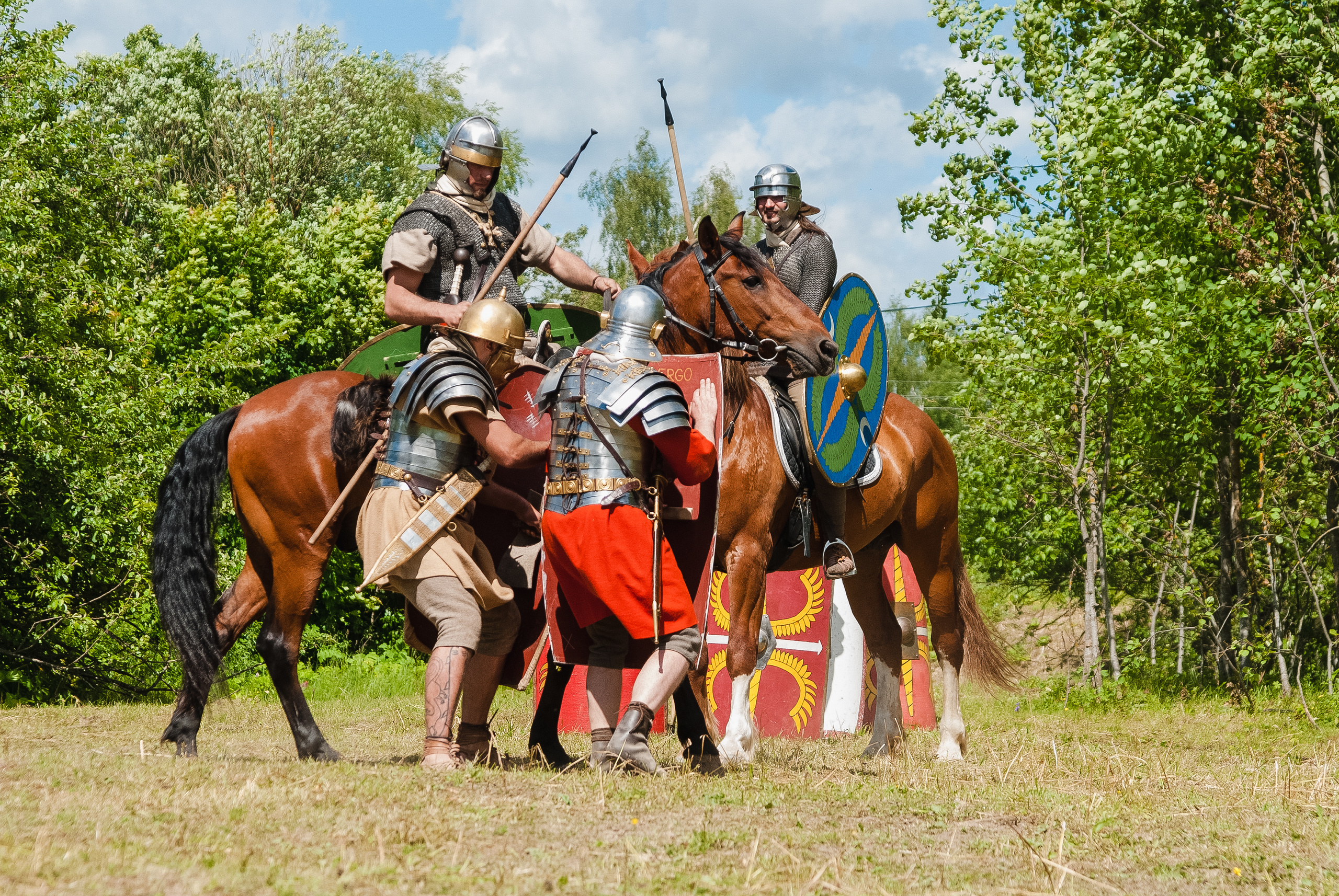 Поход легионеров в Подмосковье (реконструкция). Семейный, портретный, репортажный фотограф lifestyle в Москве и Кирове