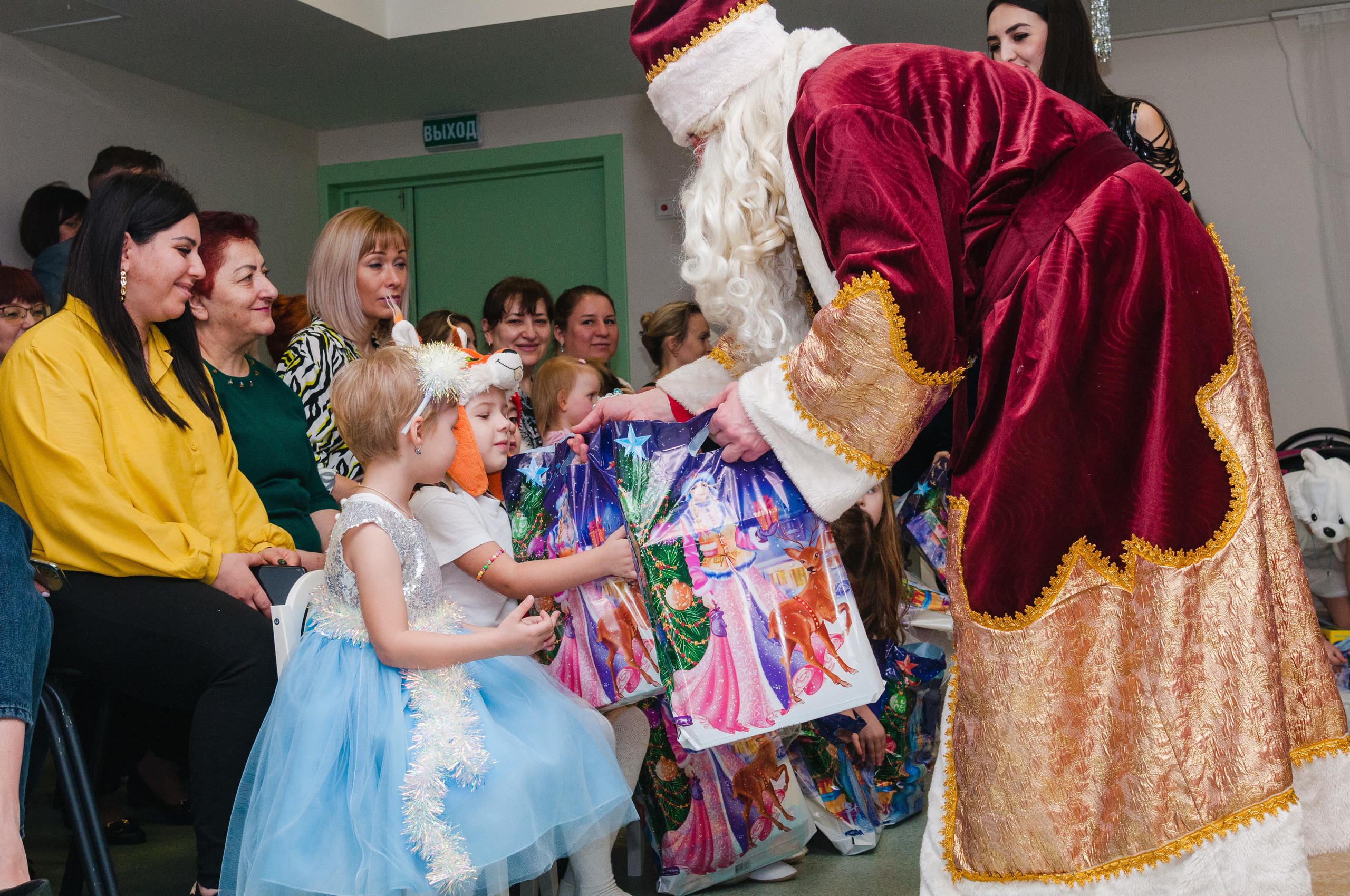 Новогодний утренник. Семейный, портретный, репортажный фотограф lifestyle в Москве и Кирове