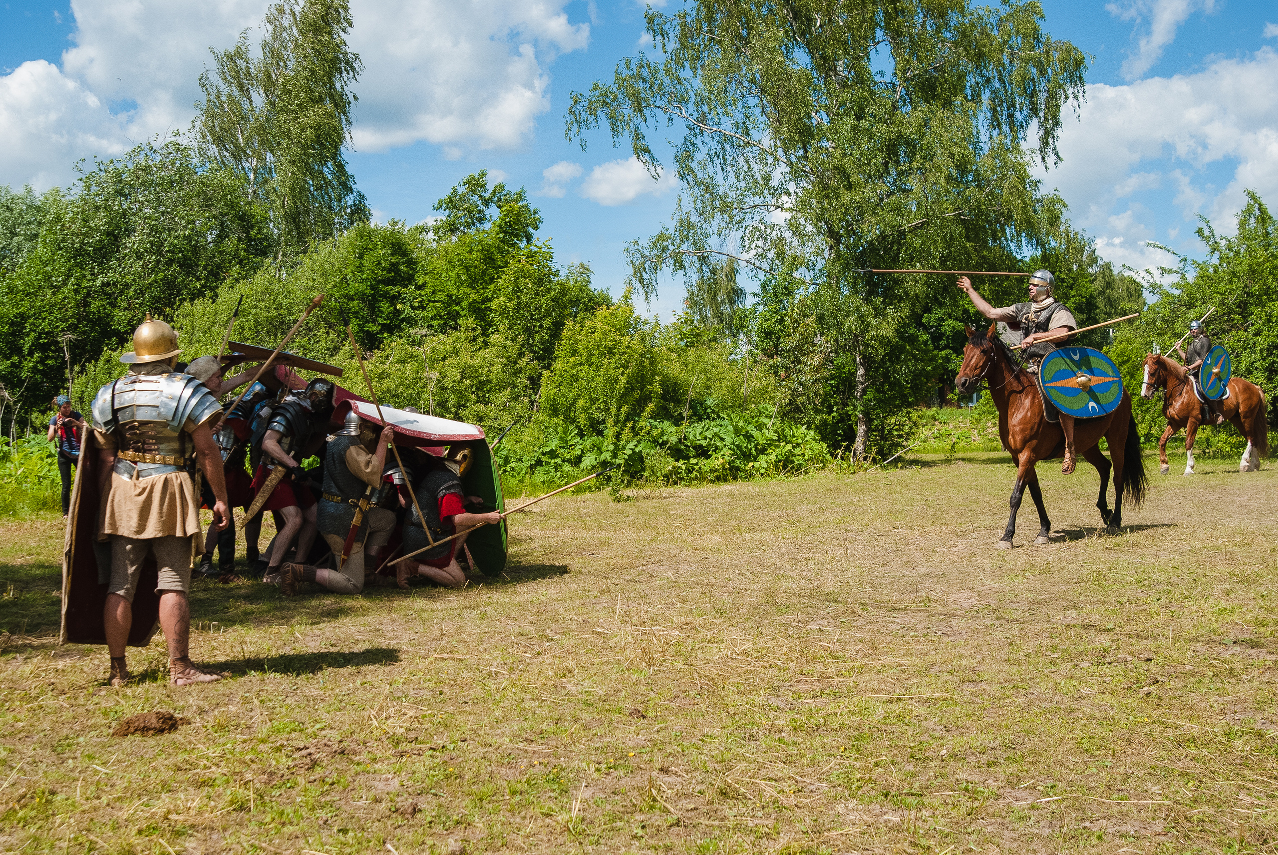 Поход легионеров в Подмосковье (реконструкция). Семейный, портретный, репортажный фотограф lifestyle в Москве и Кирове