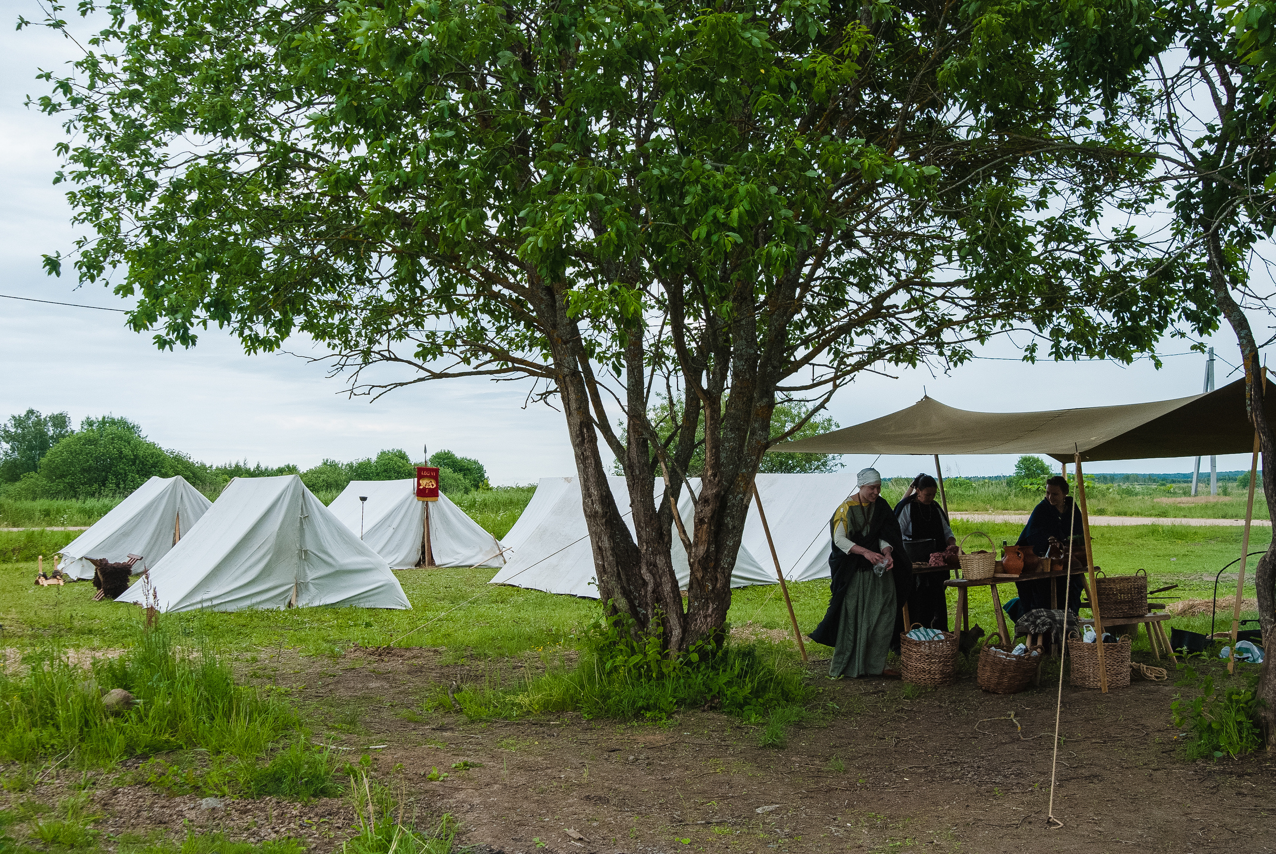 Поход легионеров в Подмосковье (реконструкция). Семейный, портретный, репортажный фотограф lifestyle в Москве и Кирове