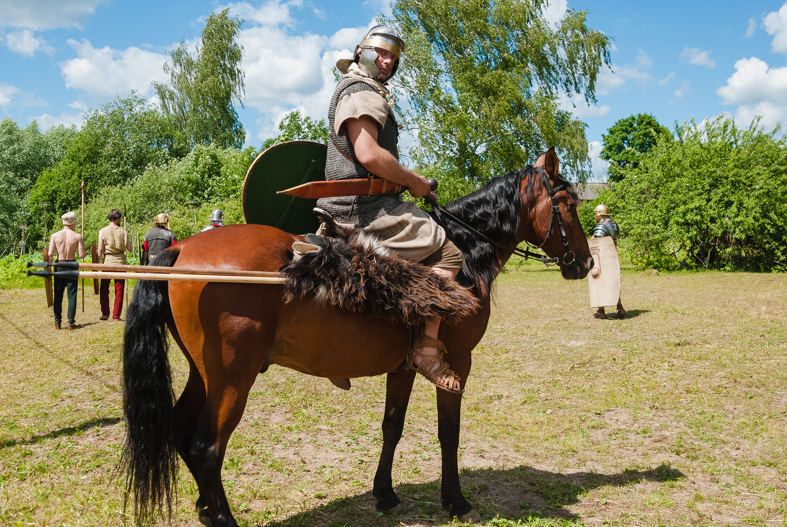 Поход легионеров в Подмосковье (реконструкция). Семейный, портретный, репортажный фотограф lifestyle в Москве и Кирове