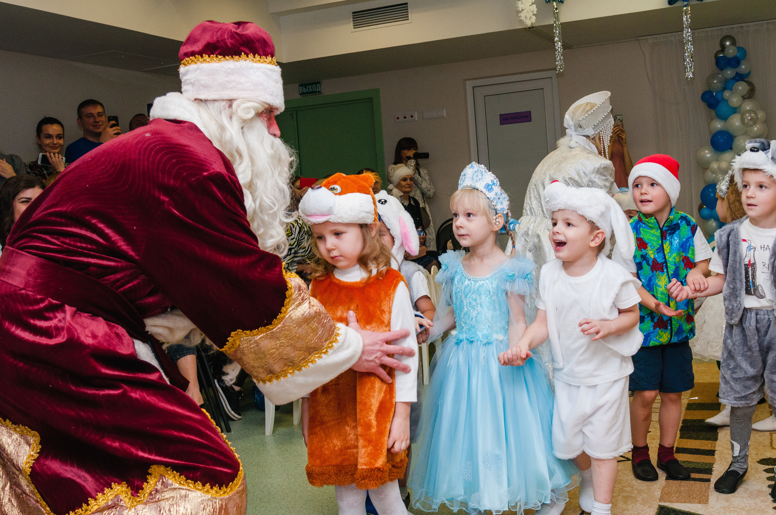 Новогодний утренник. Семейный, портретный, репортажный фотограф lifestyle в Москве и Кирове