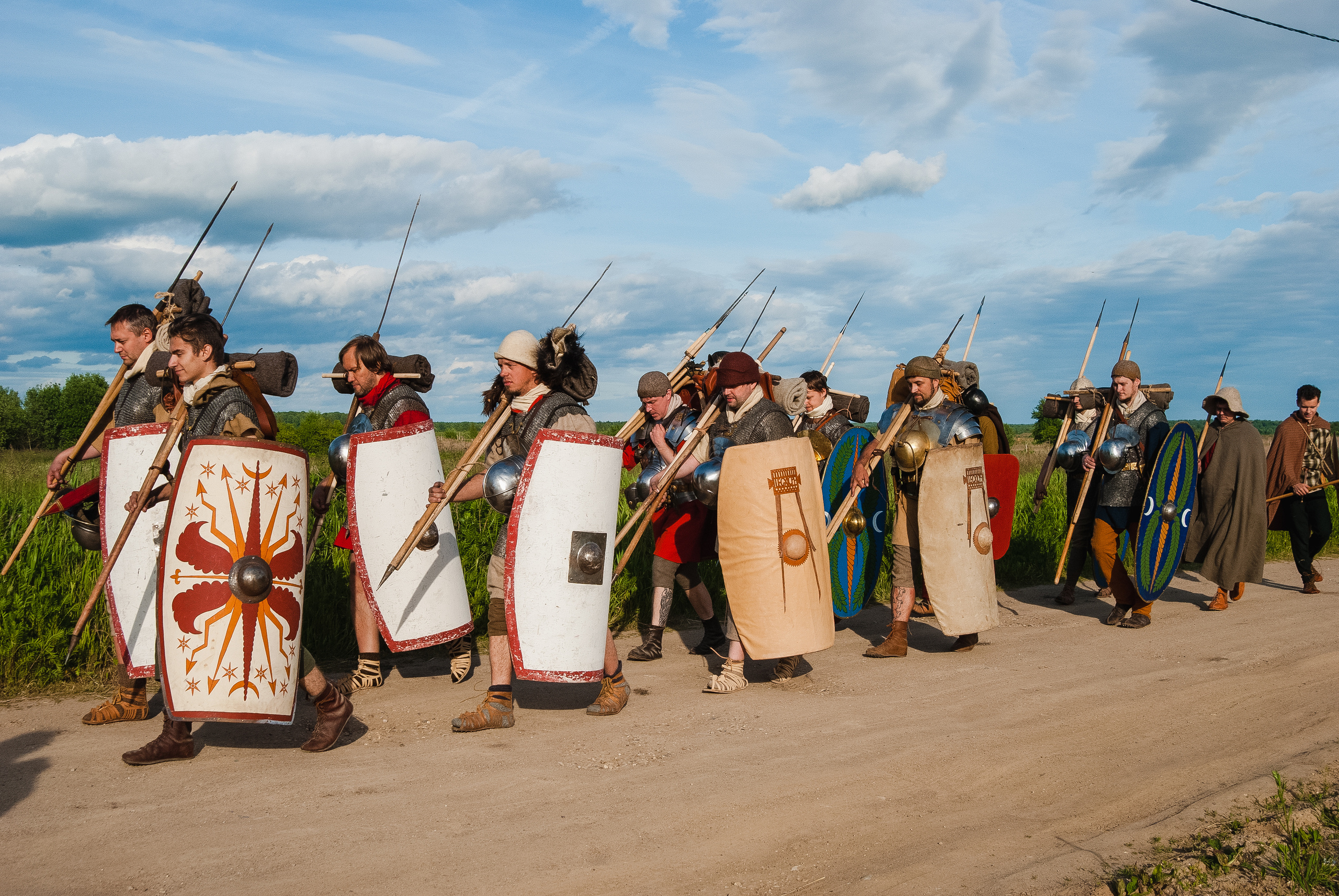 Поход легионеров в Подмосковье (реконструкция). Семейный, портретный, репортажный фотограф lifestyle в Москве и Кирове