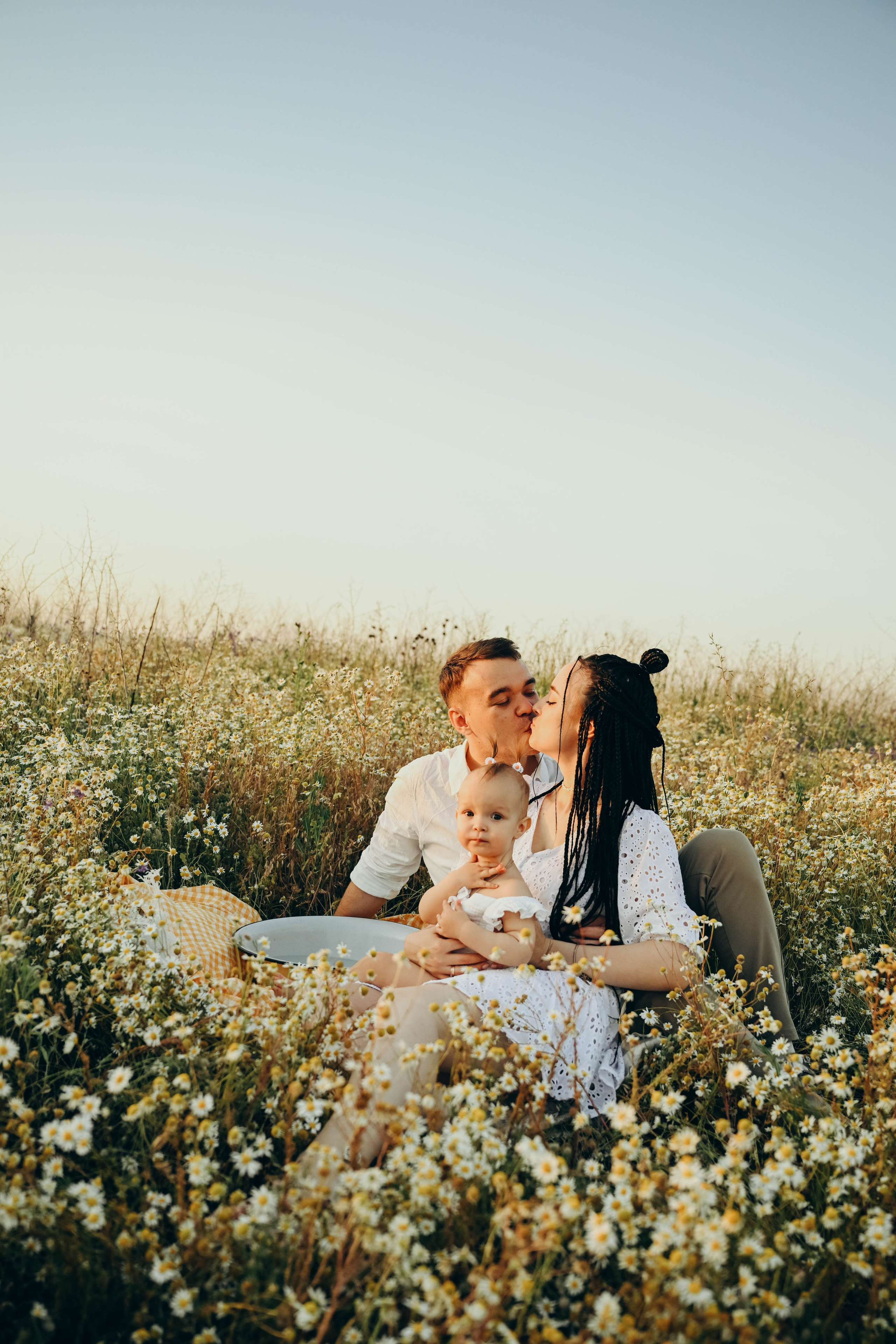 Ромашковое поле. Семейный фотограф в Москве Люберцах Ирина Вронская