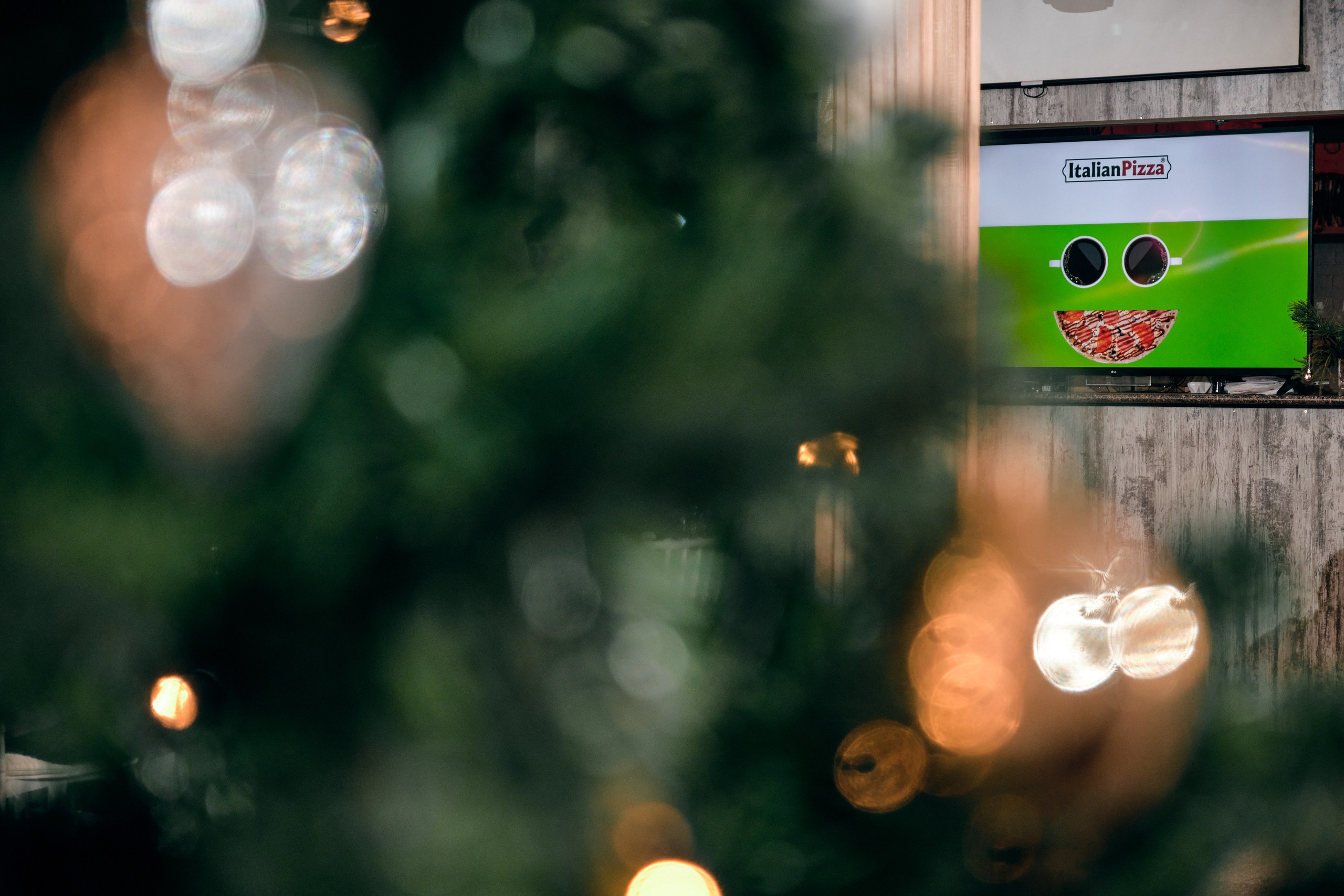 Новогодний корпоратив управляющей компании Италиан Пицца. Event агентство PAPRIKA в Екатеринбурге