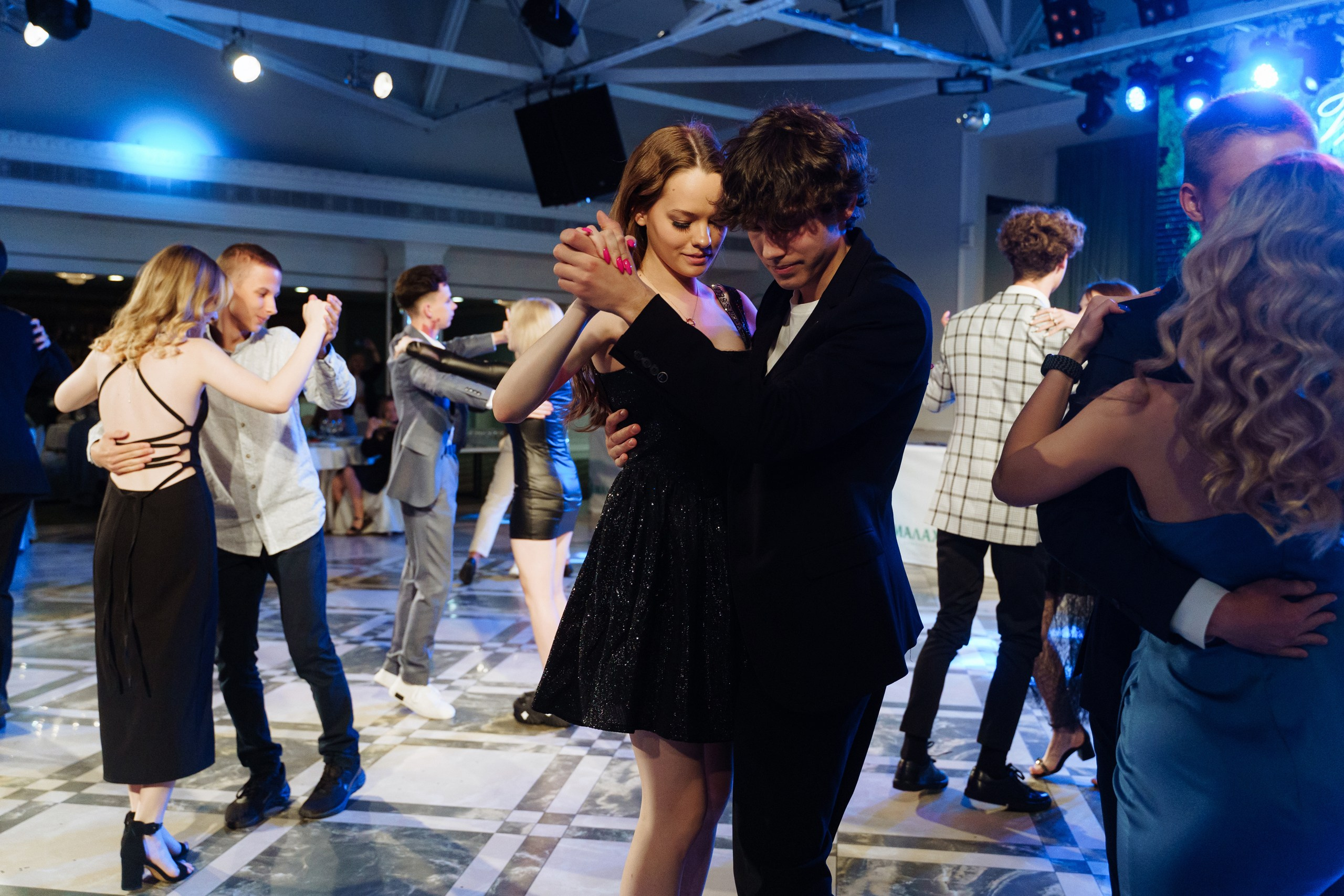 Выпускной фото на выпускной