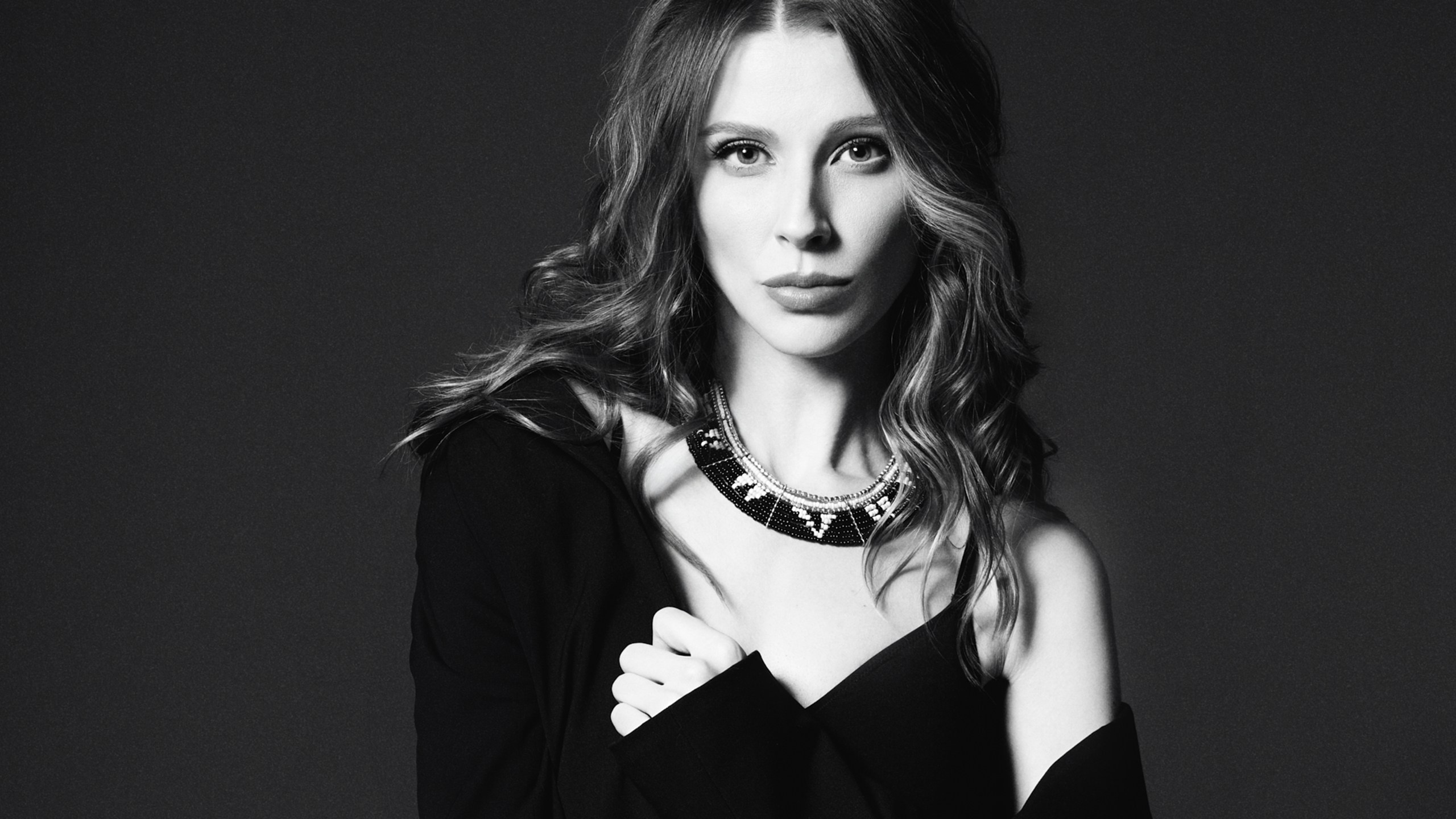 Лисица Руслан — Коммерческий и fashion фотограф в Алматы