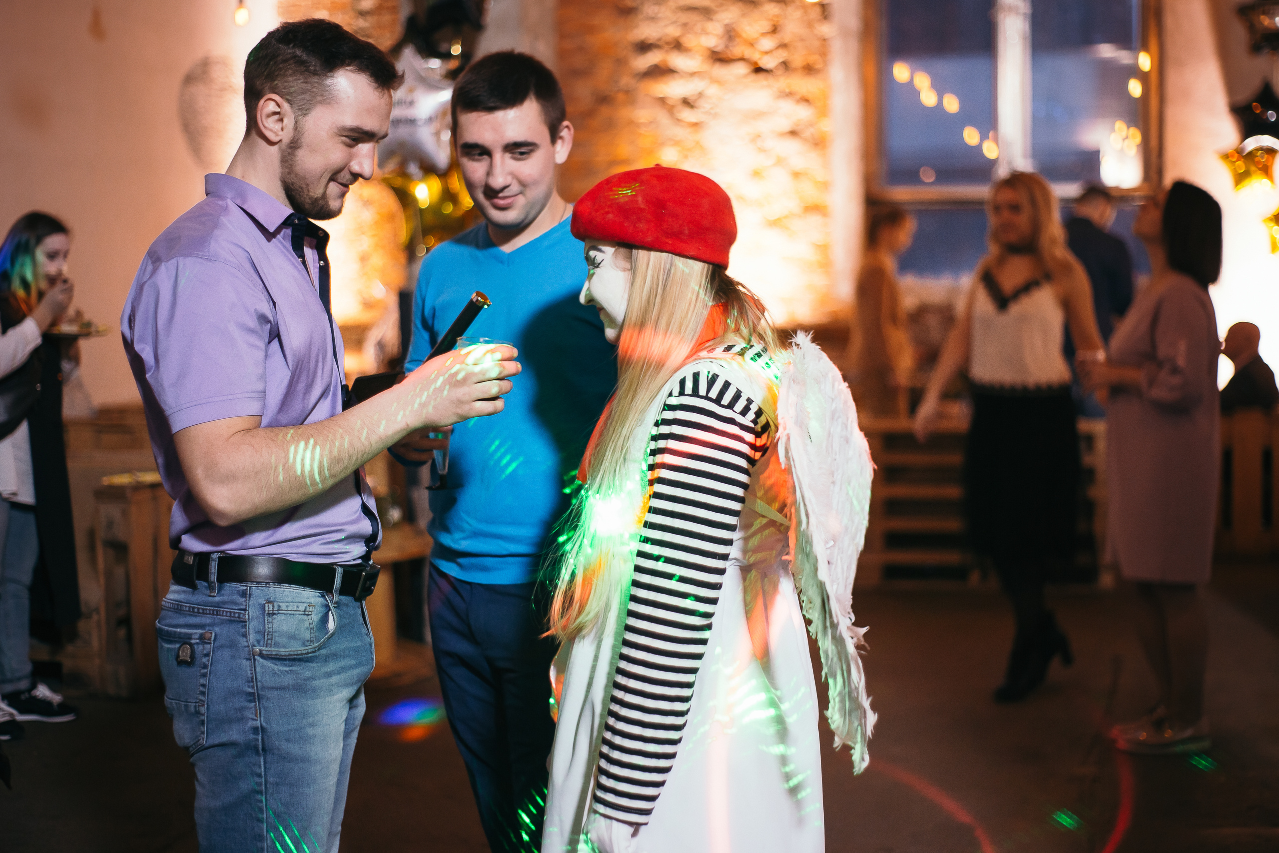 День рождения в лофте. Свадебный Семейный Репортажный фотограф в Москве