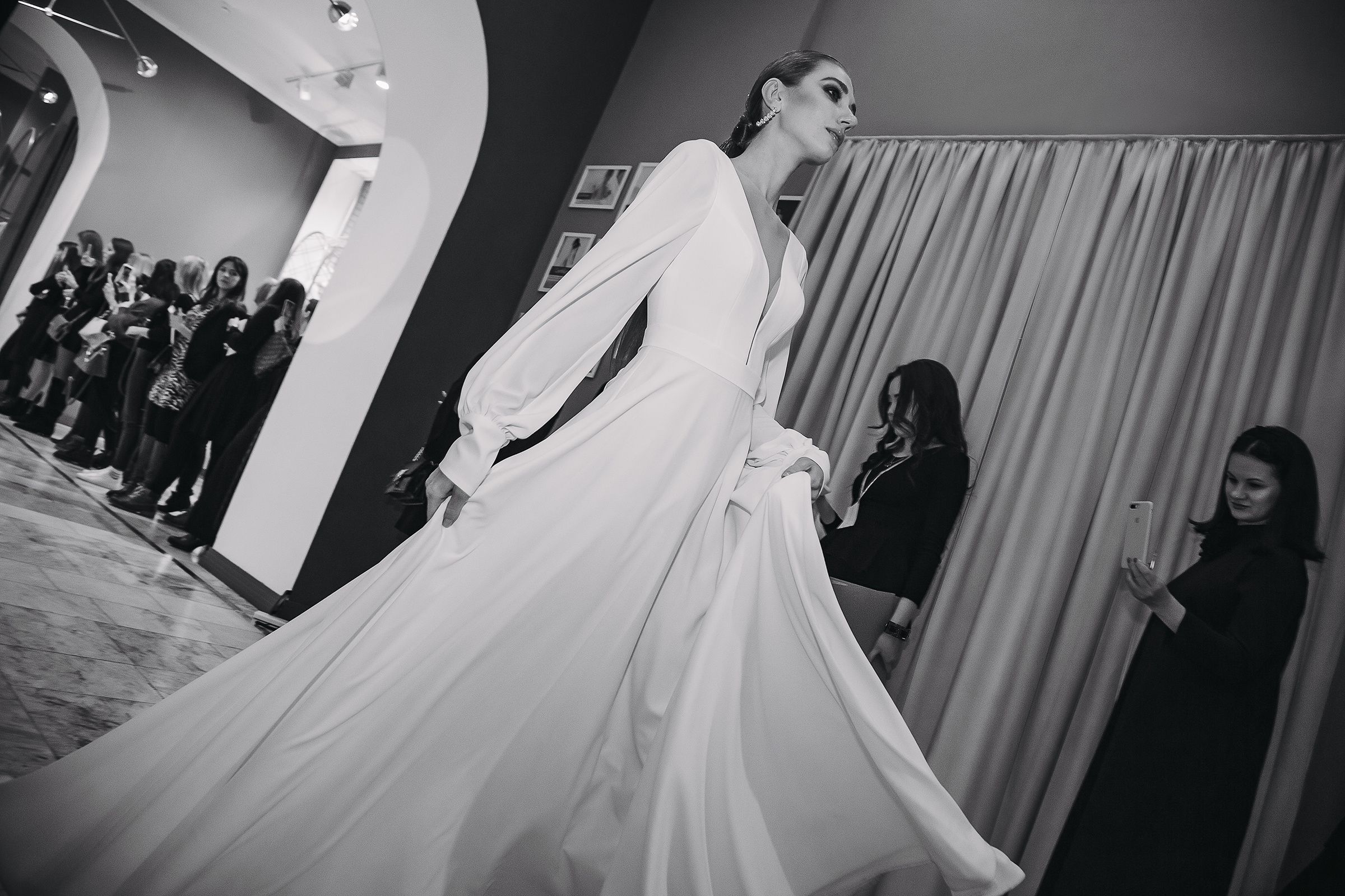 Показ свадебных платьев в «Дом Весты». Свадебный Семейный Репортажный фотограф в Москве