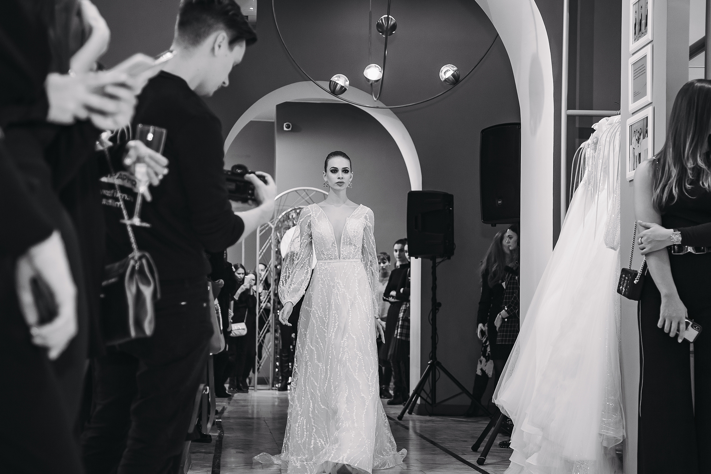 Показ свадебных платьев в «Дом Весты». Свадебный Семейный Репортажный фотограф в Москве