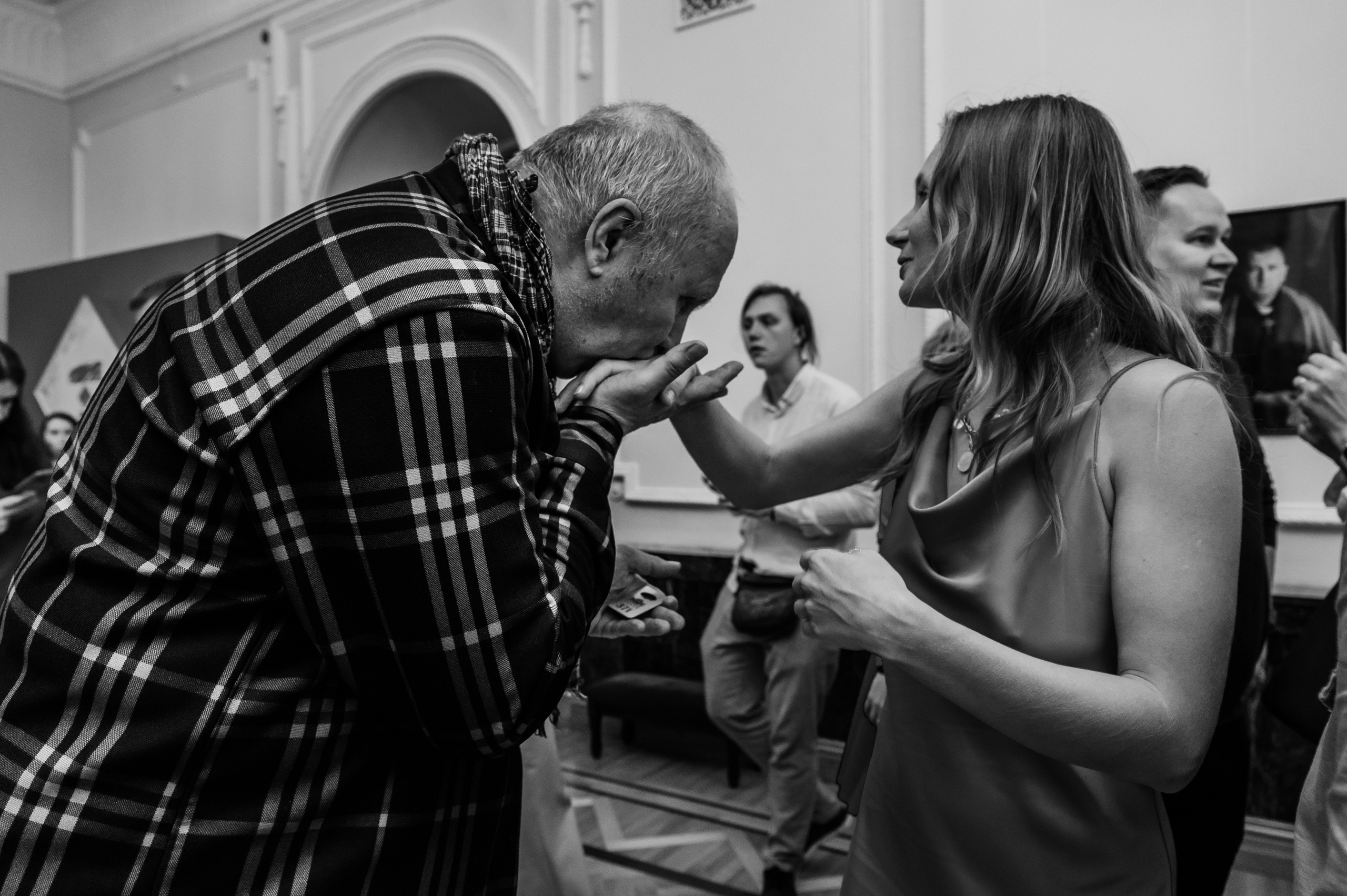 Открытие выставки Кати Васильевой в Молодежном театре. Wedding and family photographer USA