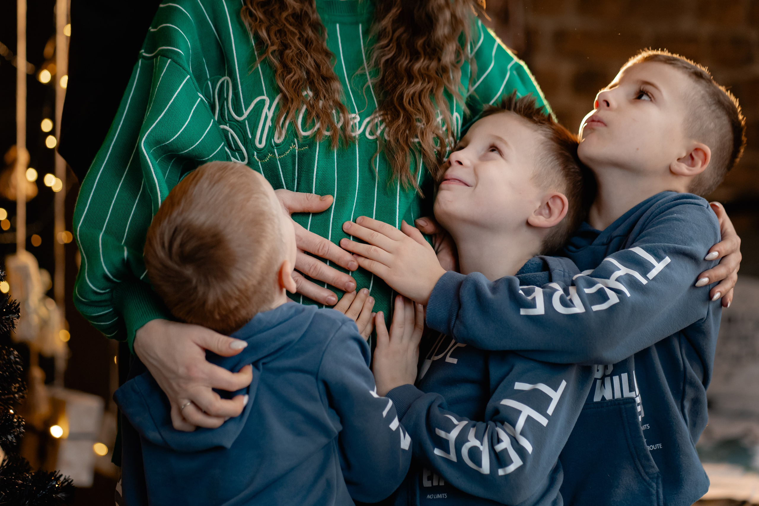 Валентина и Константин с детьми. Главная