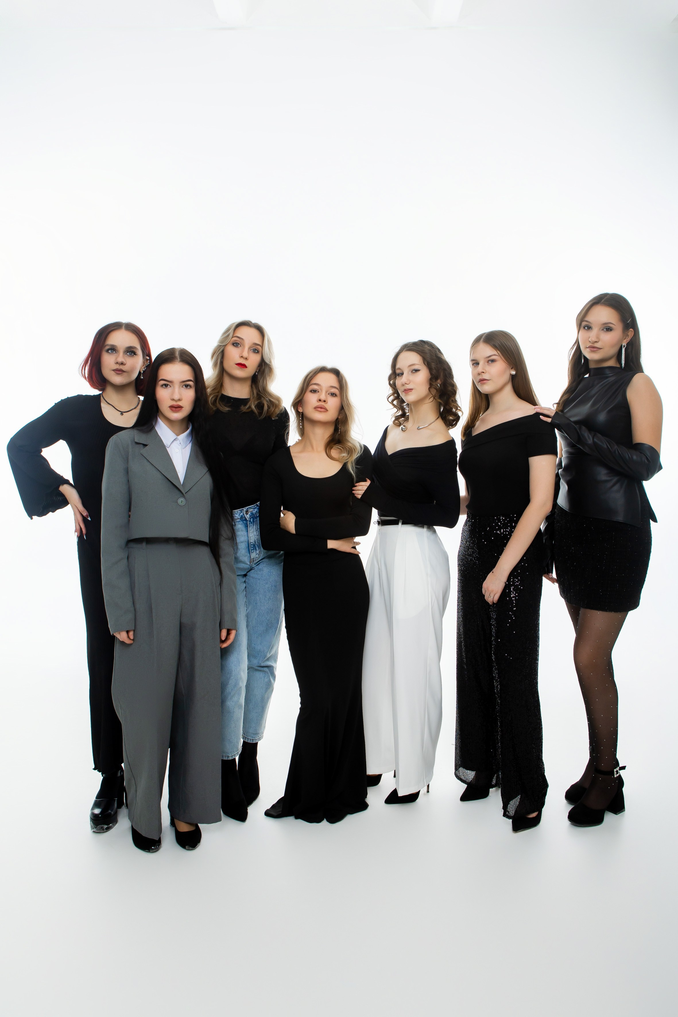 Студия Гимназия 12 11 А 2024 г. Свадебный и портретный Фотограф в Липецке Дмитрий Котюков