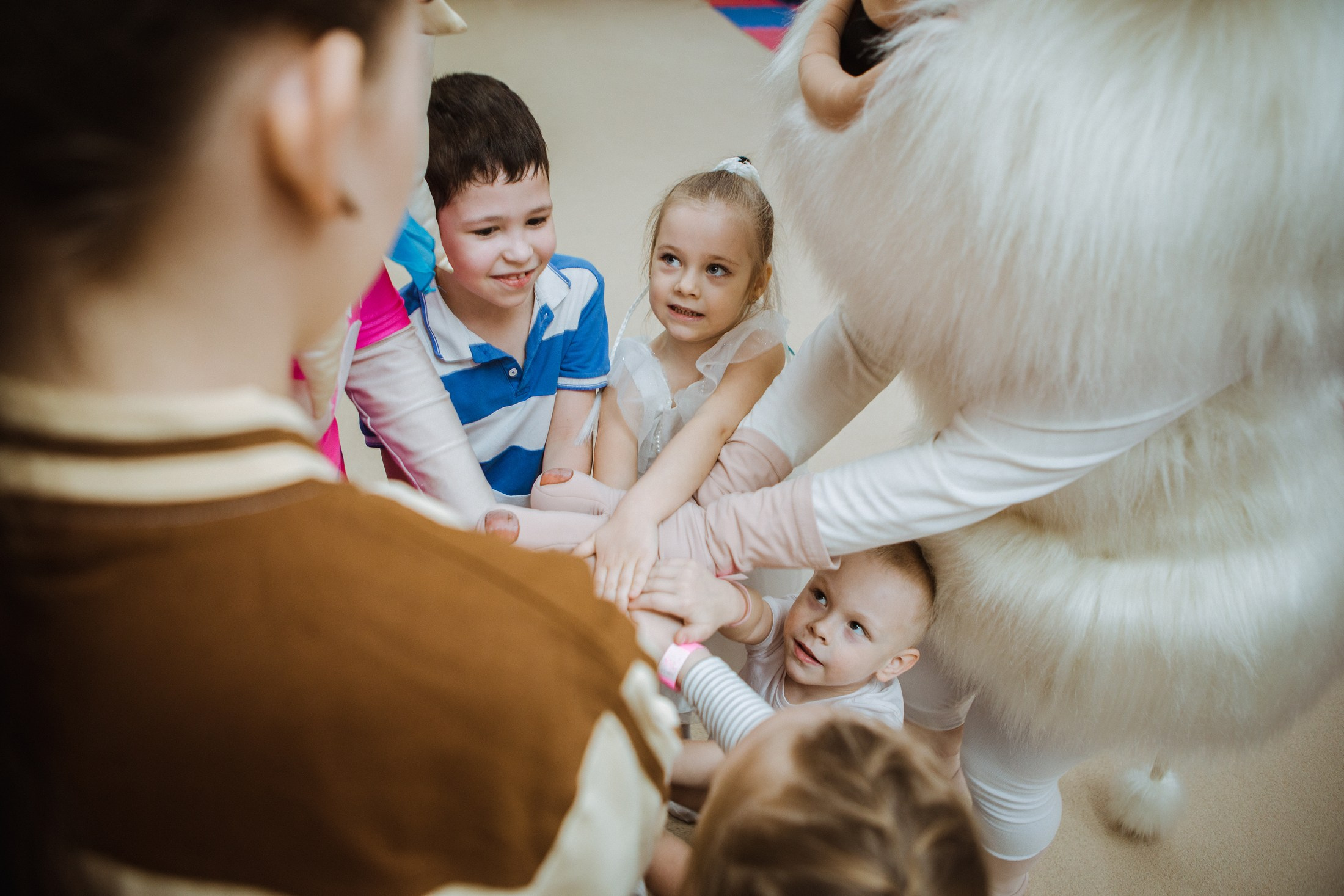 Ника, 5 лет. Батутлет, Волжский. Фотографы в городе Волгограде — Людмила Агеева и Алексей Околелов