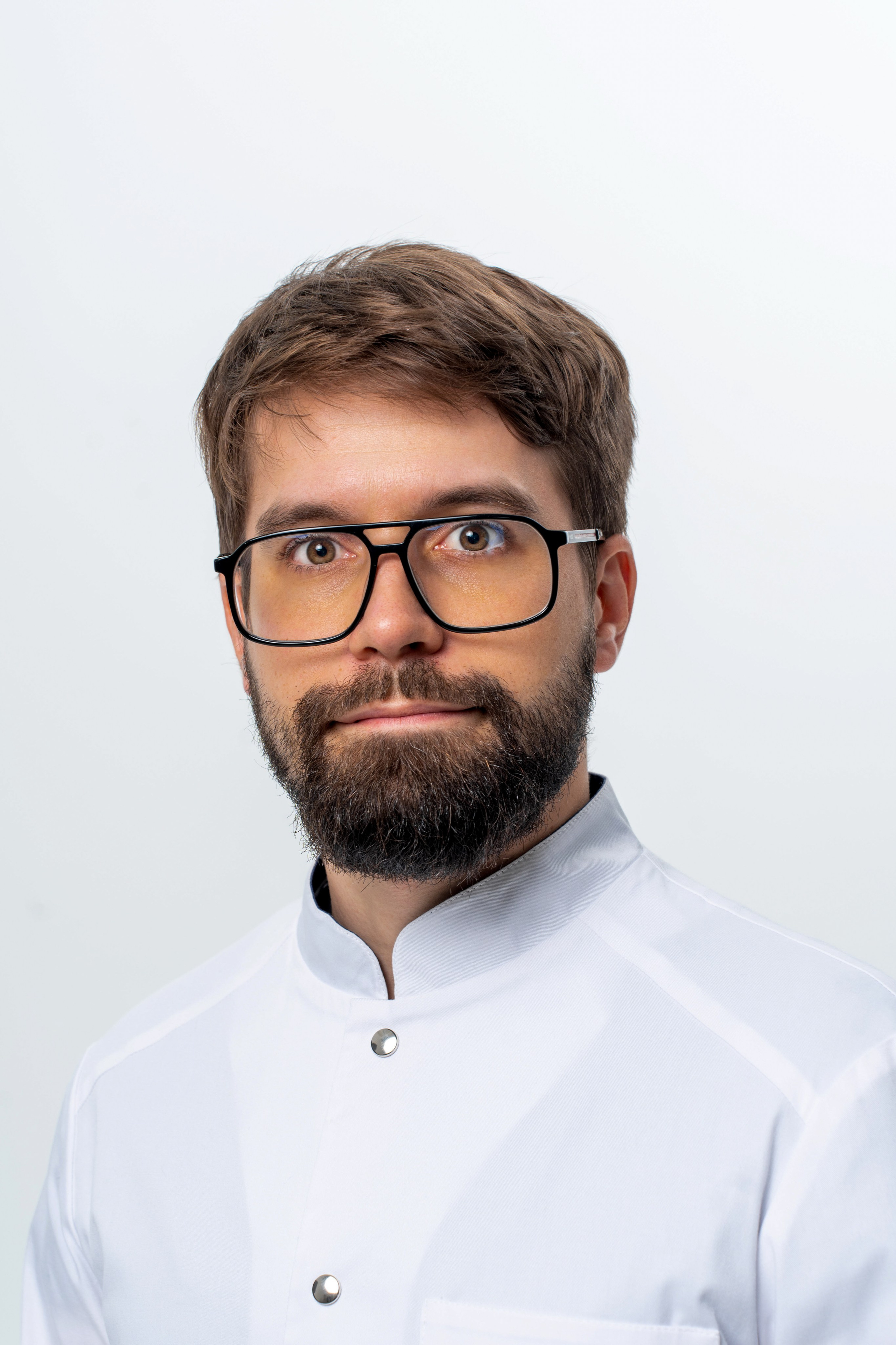 Фотосессия для лор врача в фотостудии в Москве