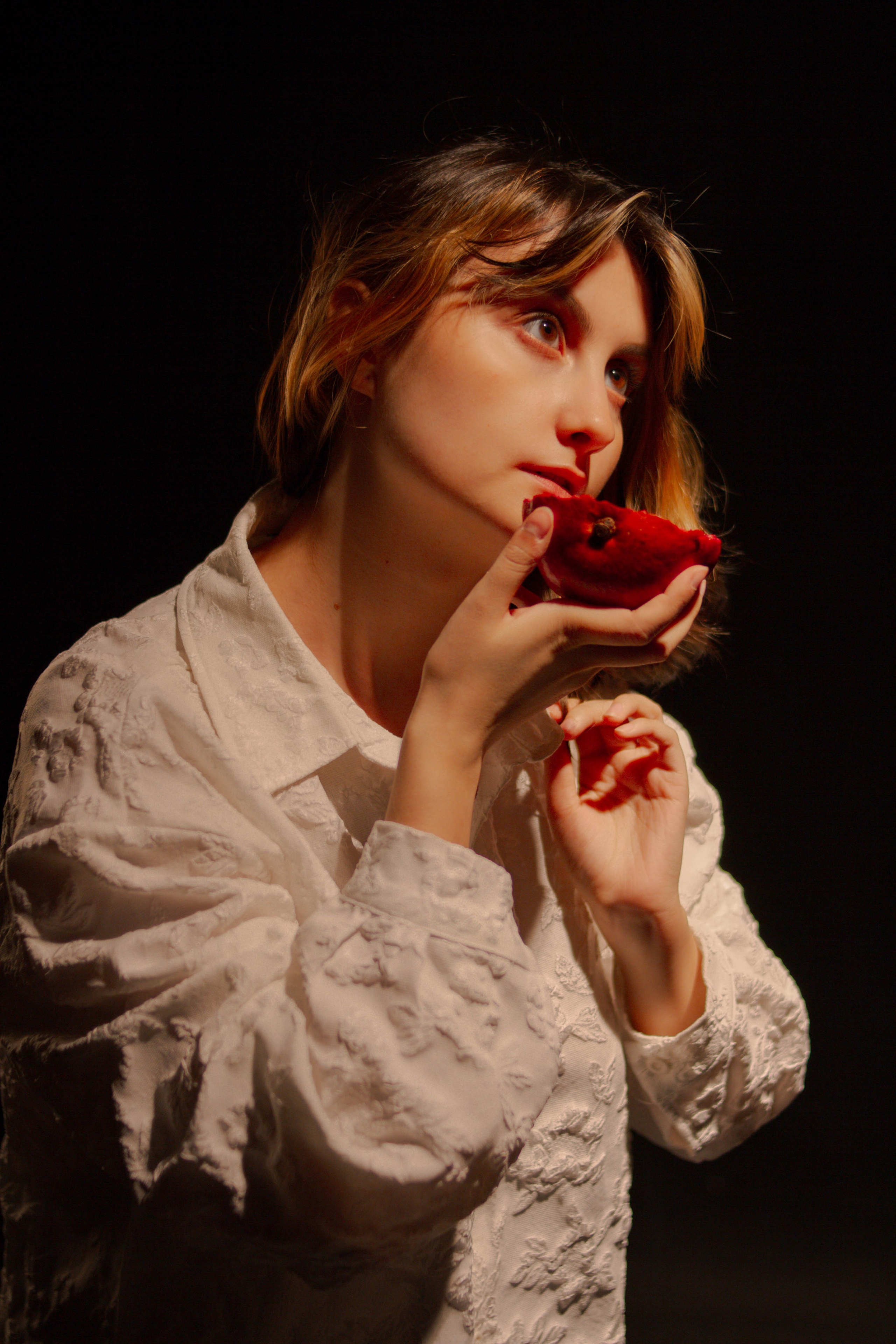 Гранат и жемчуг. Создадим шедевр? Виталина и её фотоискусство