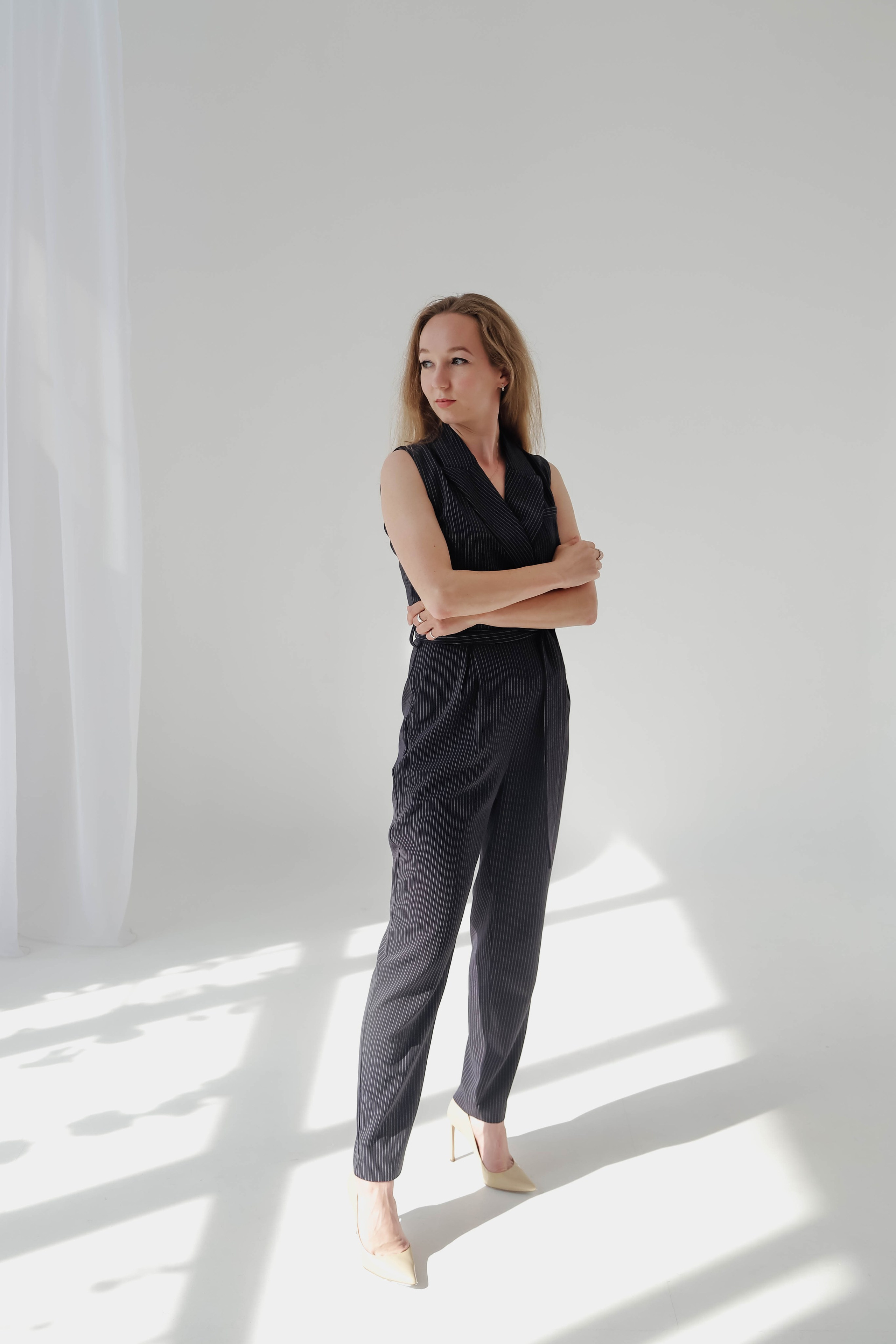 Деловая студийная фотосессия для Алины. Свадебный, семейный, детский фотограф в Сочи Виолетта Александрова