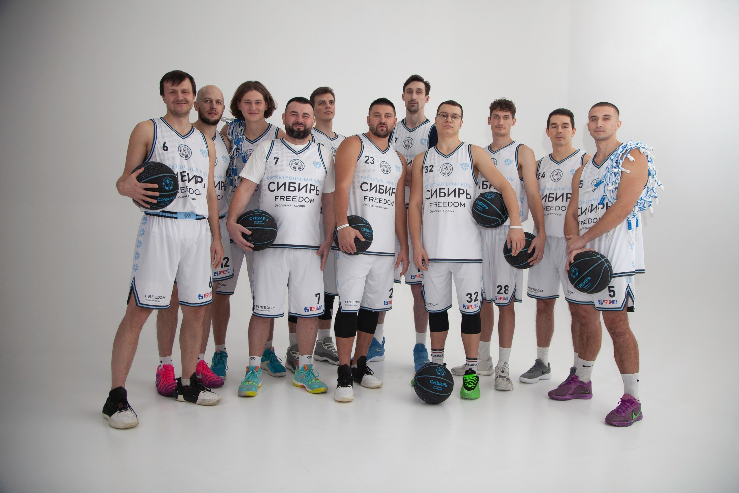 СТУДИЙНАЯ СЪЕМКА. Фото. Спортивный фотограф, трансляция, звук и свет в Новосибирске