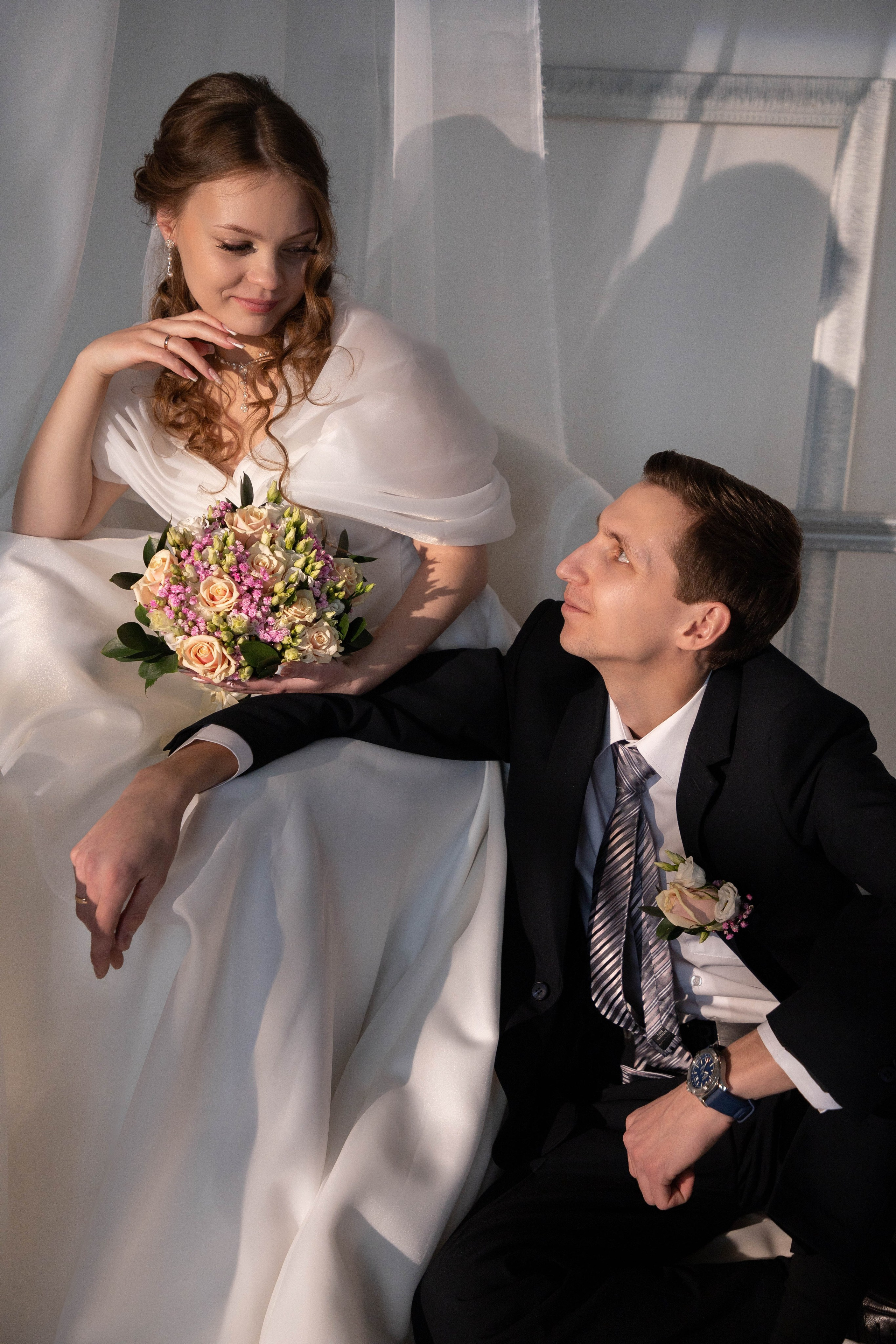 Свадебная фотосессия в студии. Фотограф Анастасия Тихонова