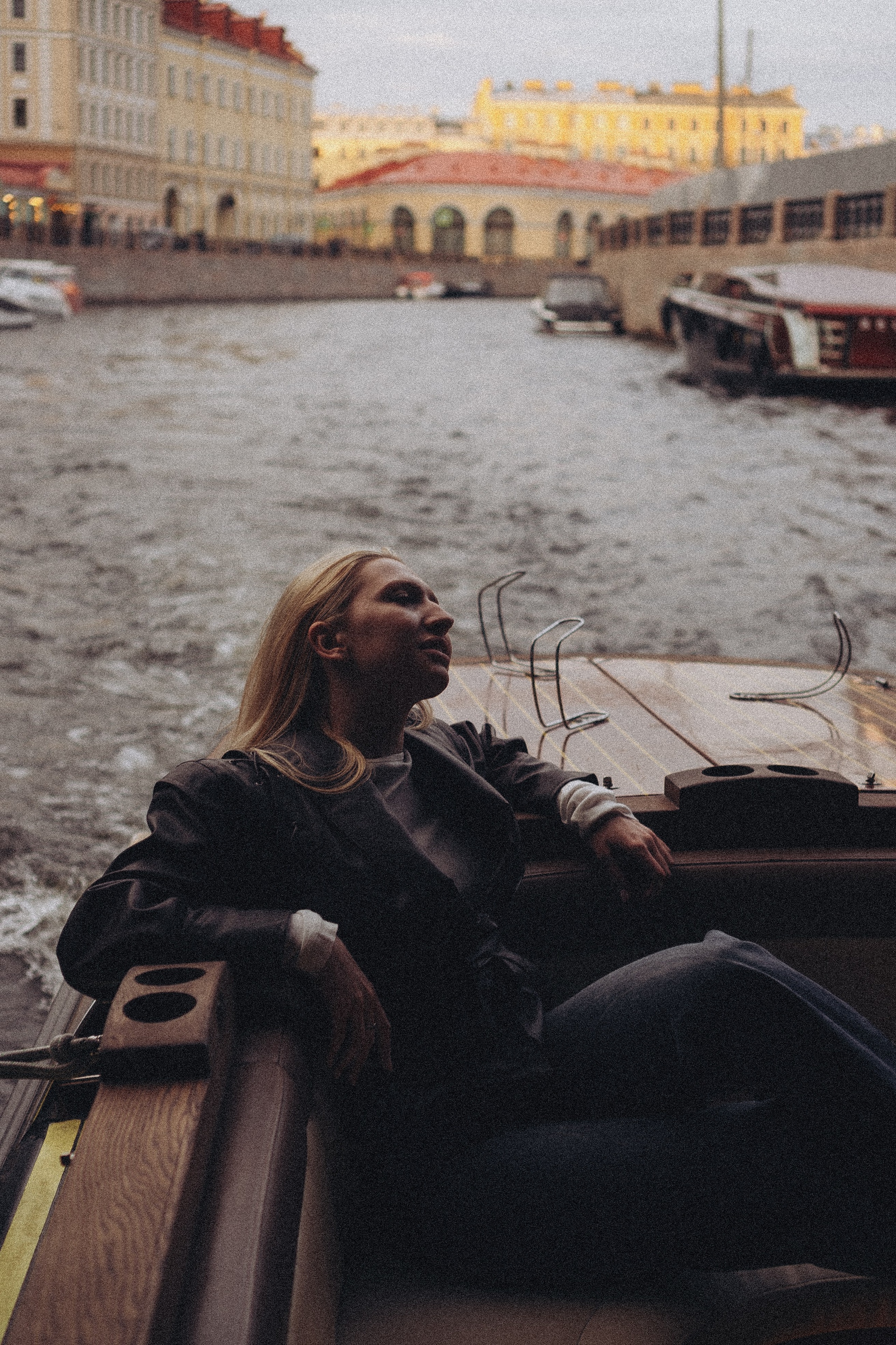 ДЕВУШКИ НА КАТЕРЕ. Профессиональный фотограф, Санкт-Петербург — Виктория Богомолова