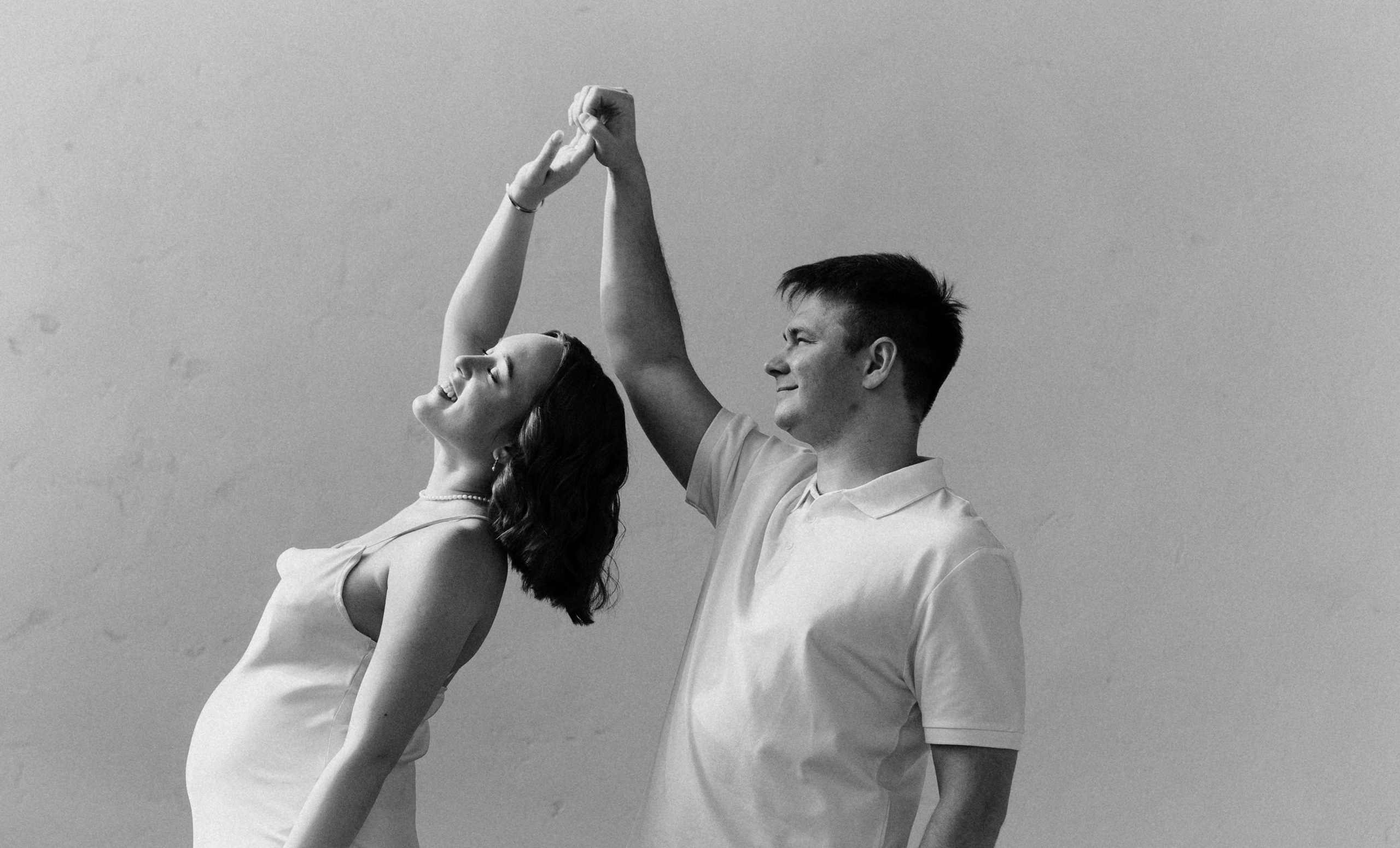 Artem & Katherine. Я — Алёна и я фотографирую красиво (е)