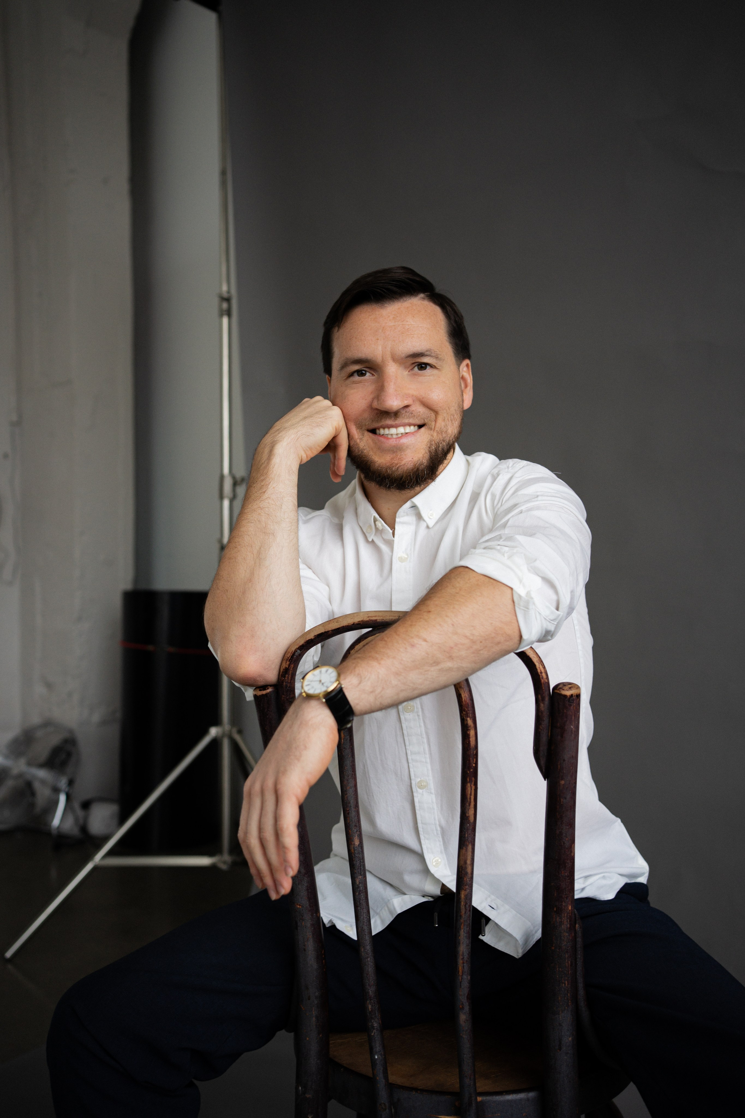 Виктор хирург