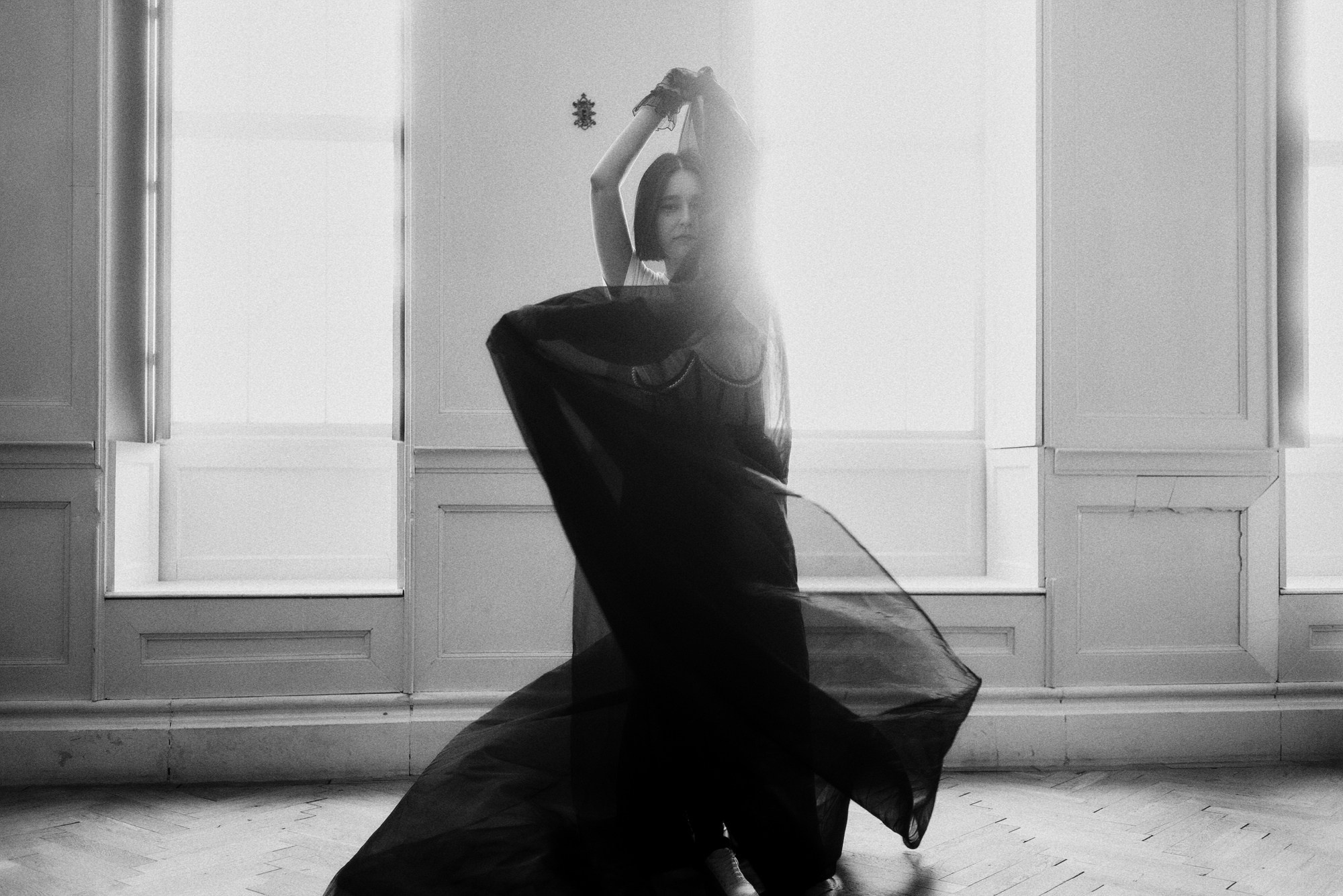 Женский портрет в Тюмени: Диана в студии Fineart | Фотограф Дарья Мустафина. Портретный фотограф Тюмень Дарья Мустафина