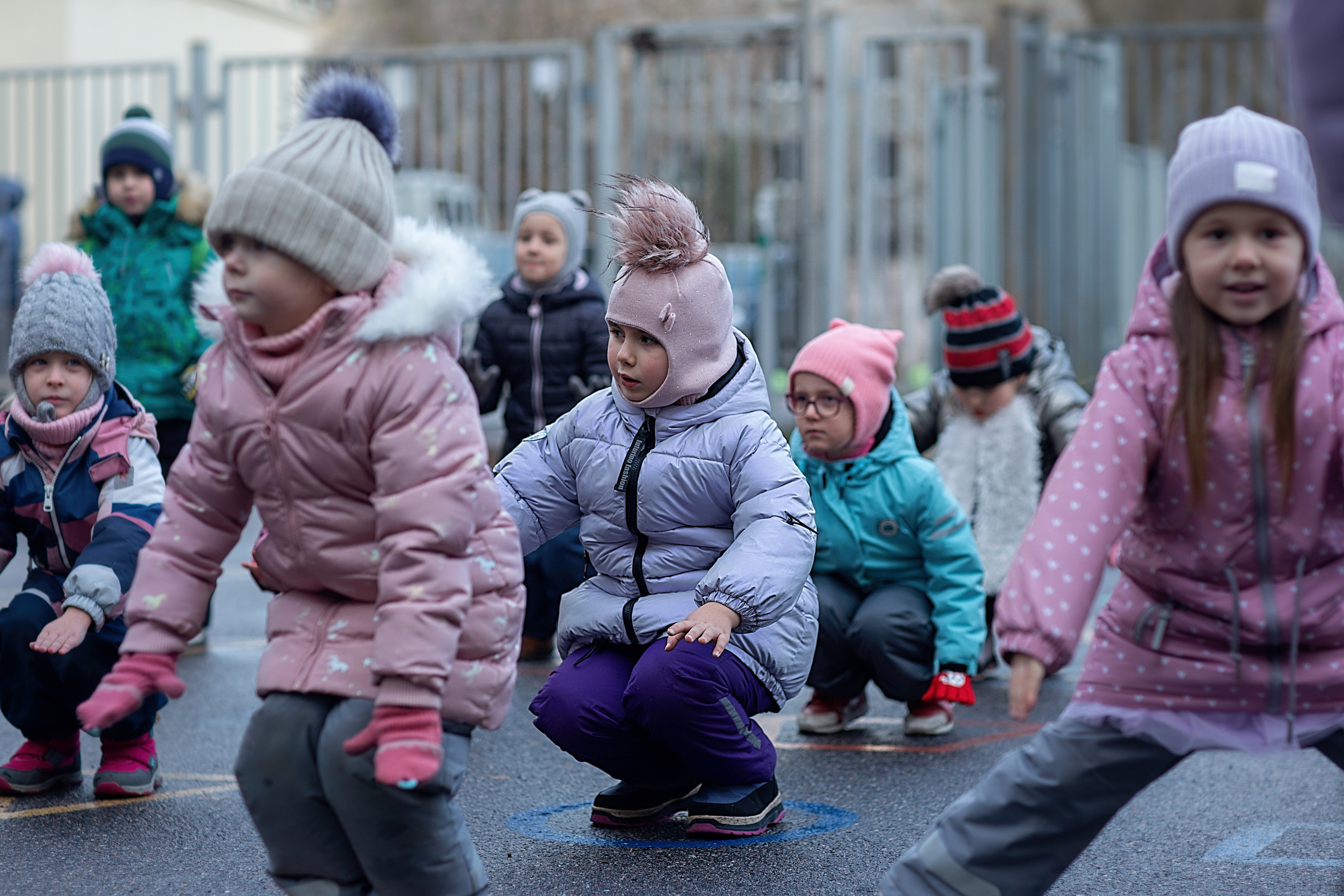 День в саду_ноябрь 2024. Семейный фотограф в Санкт-Петербурге