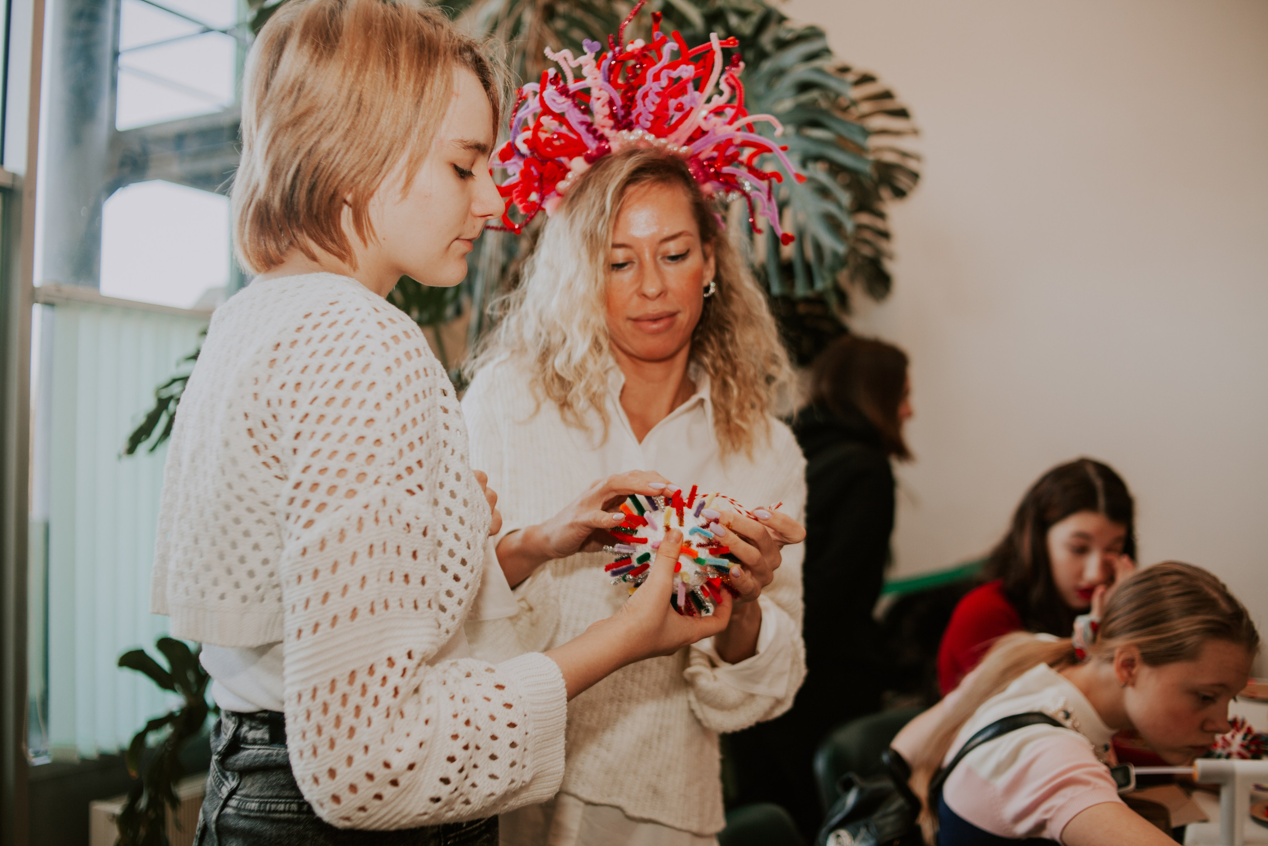 Мастер-класс от Мастерской Наташи Ой на фестивале для детей с ОВЗ «Шире круг». Семейный фотограф во Всеволожске и Санкт-Петербурге Юлия Капустина