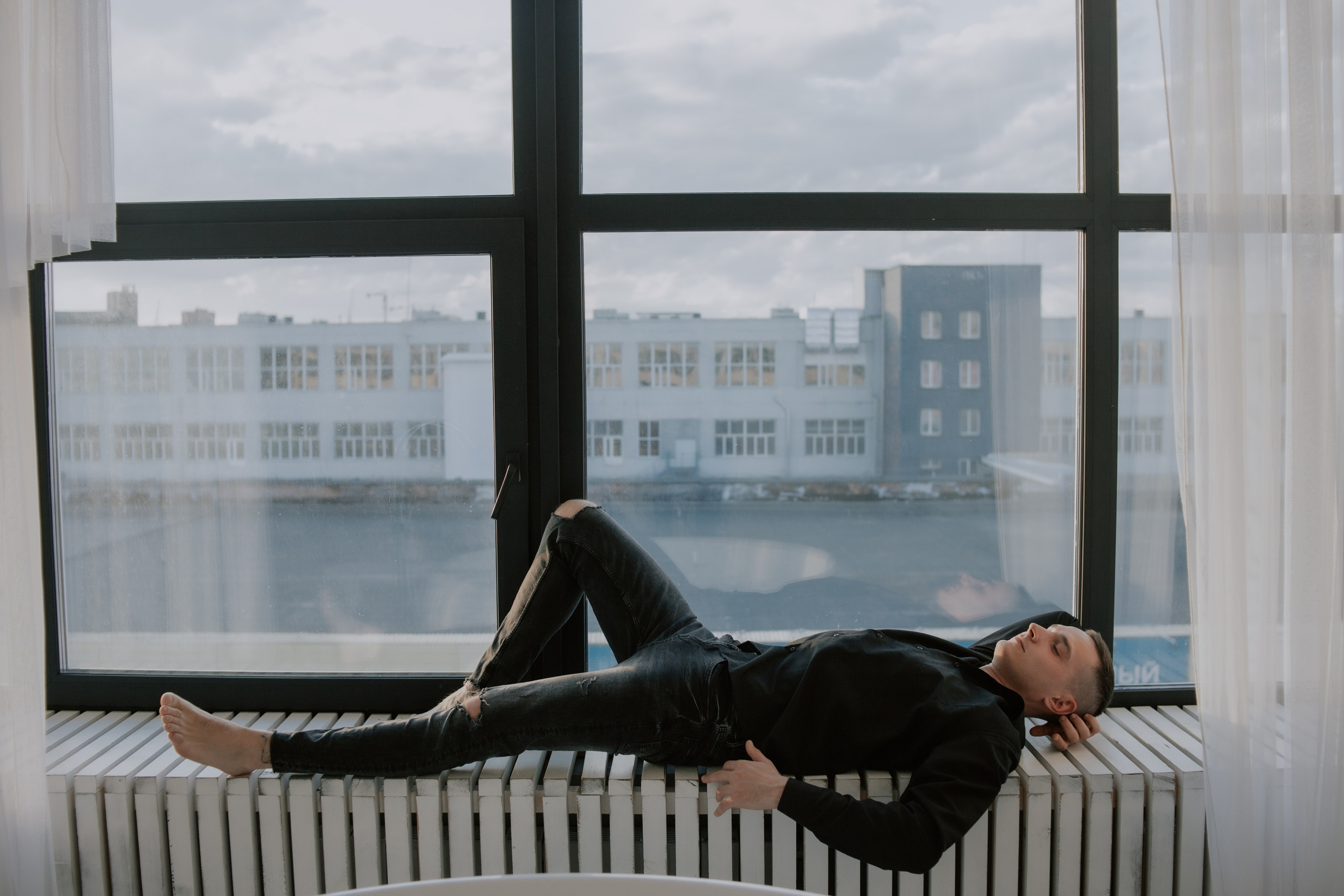 Евгений. Фото в песке. Фотограф Регина Крикунова г. Красноярск