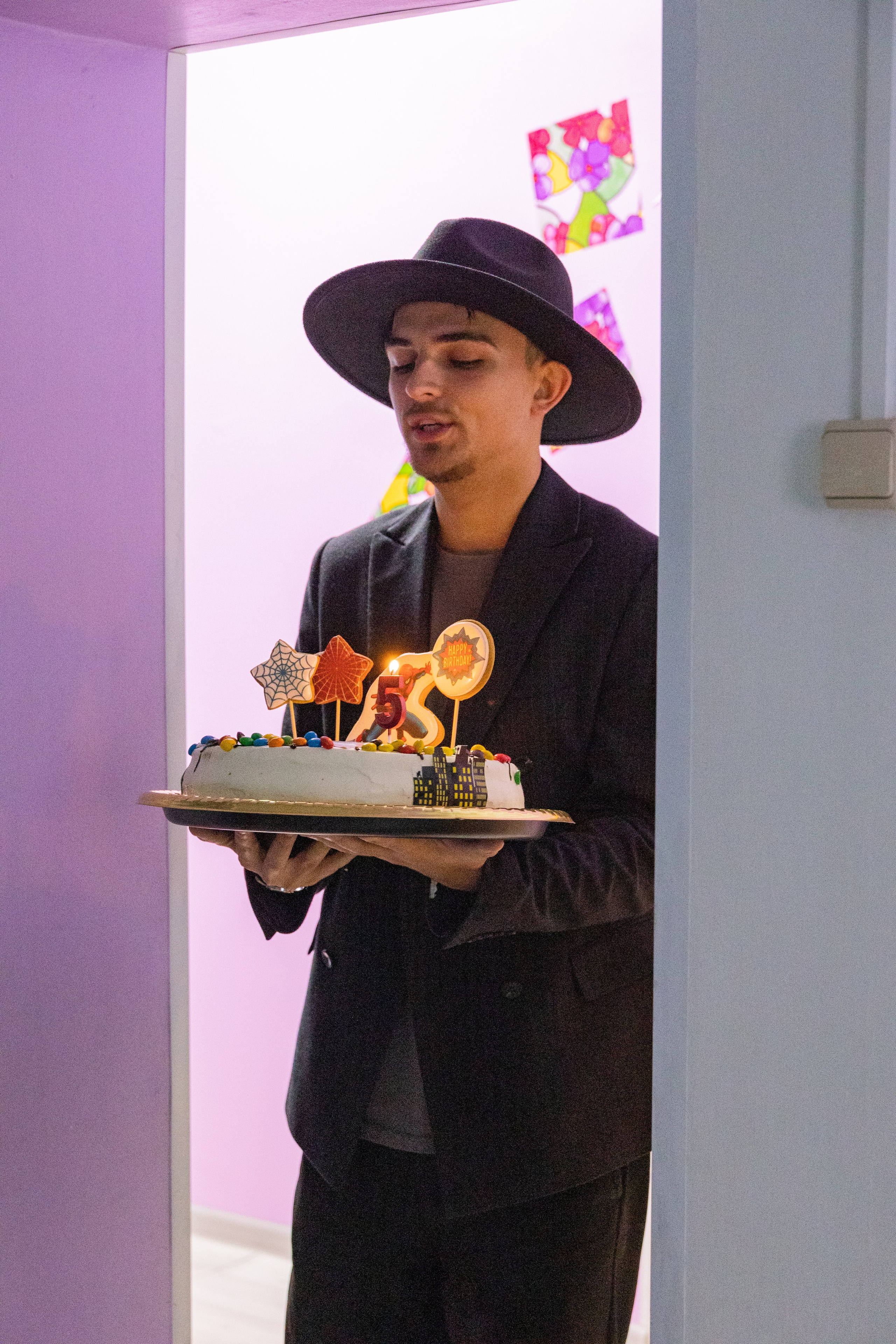 День Рождение в детском центре Качели. Выпускные альбомы во Владивостоке