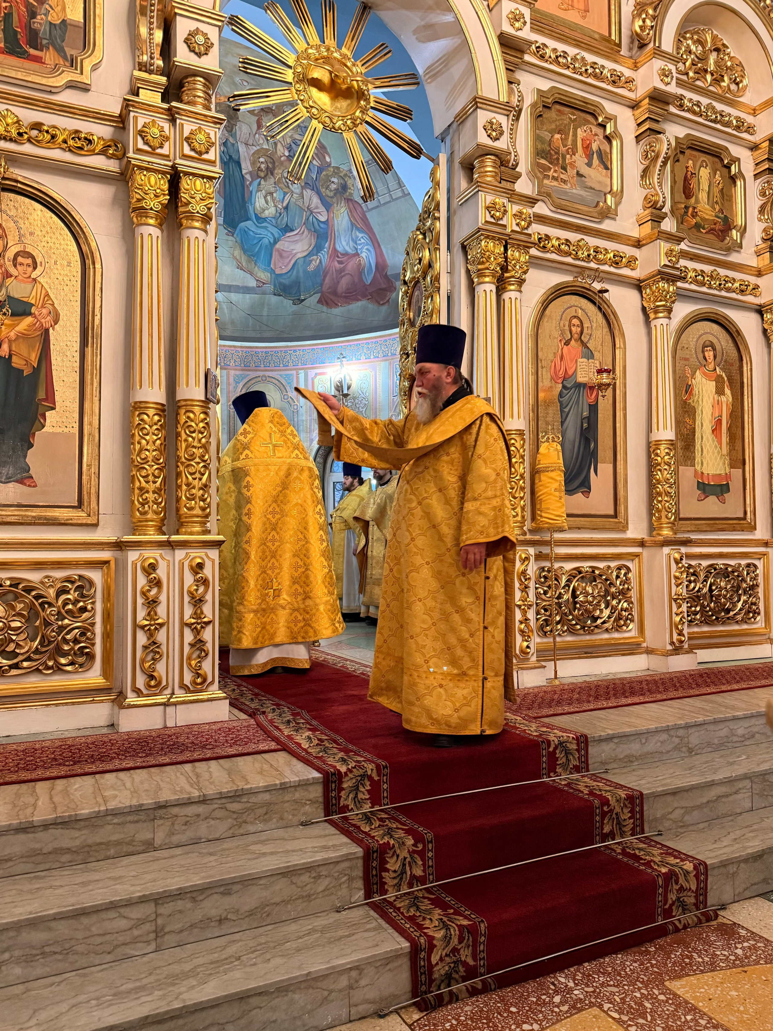 Соборная Божественная литургия духовенства Саратовского Юго-Западного благочиния. Саратовское Юго-Западное благочиние