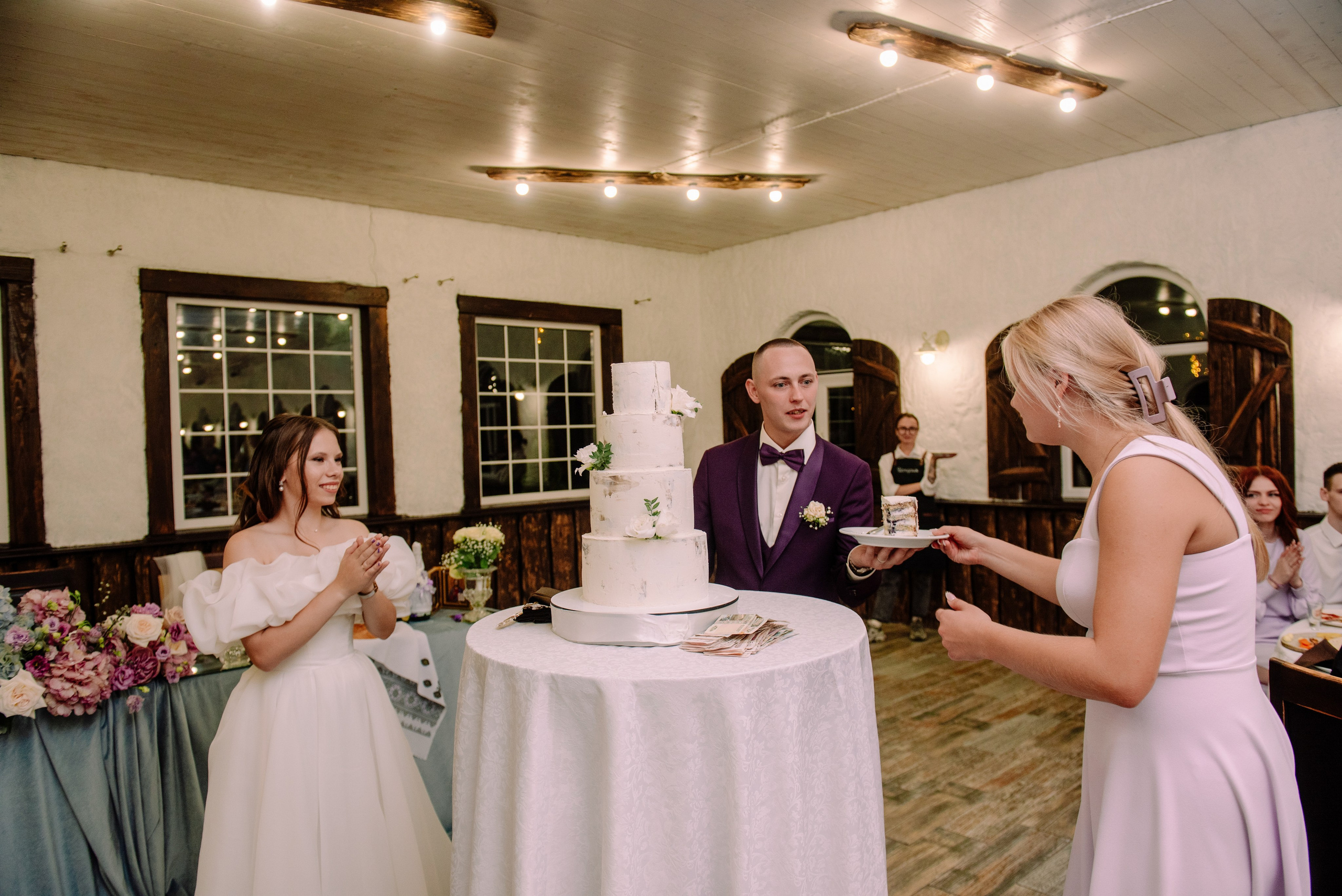 Юля и Саша — душевный банкет. Семейный и свадебный фотограф в Рязани Лиза Голованова